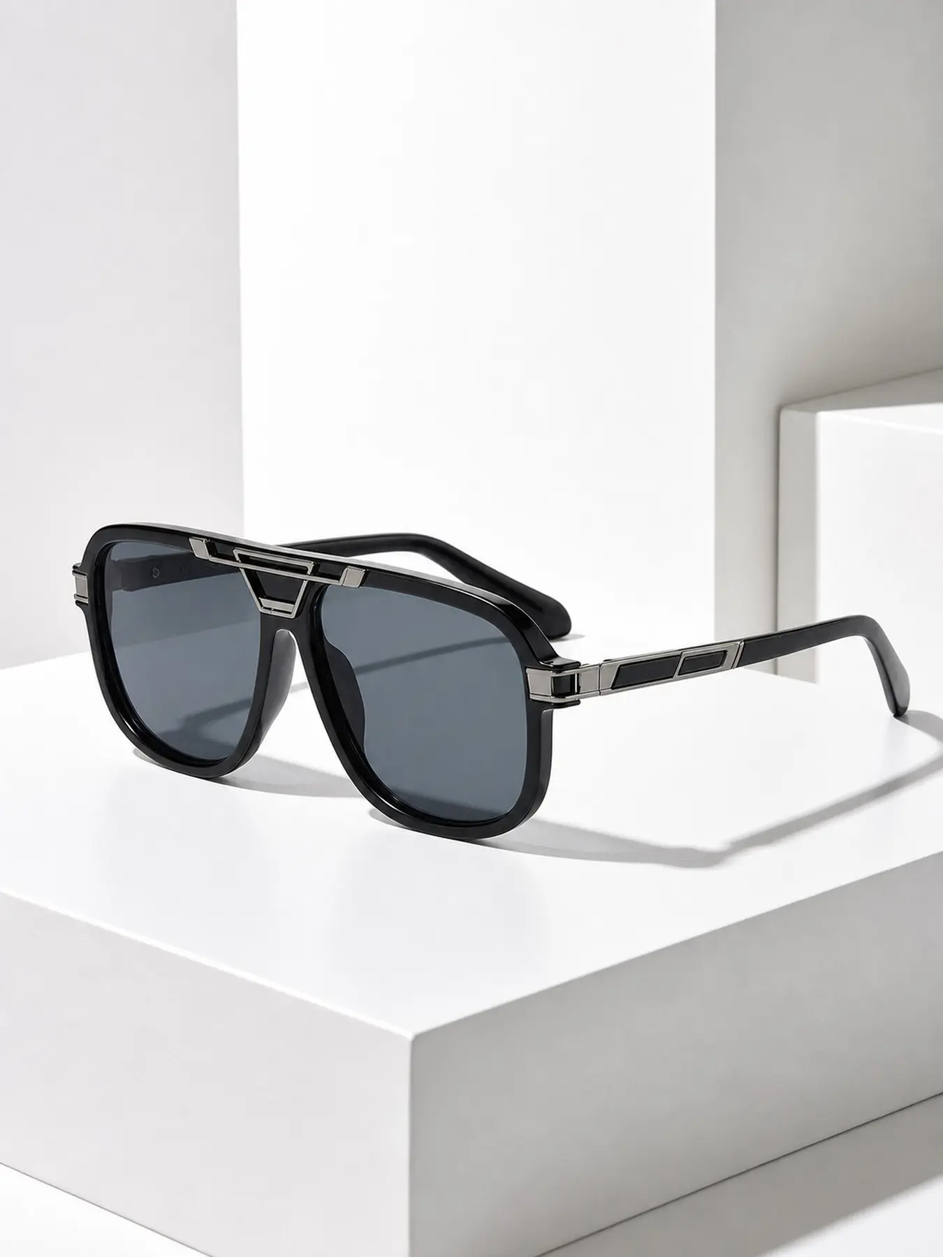 GIGULA Fashion Retro Hip Hop Square Luxury Sunglasses, Metal Temple Decor, Dual Bridge, Ideal for Driving and Travel, Multiple Colors Available, Square Frame Sunglasses
