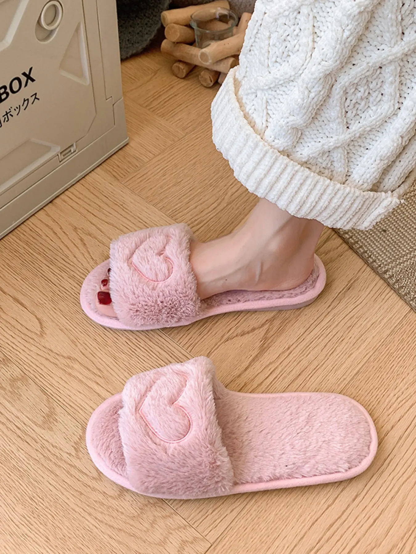 Women's Heart Print Plush House Slippers, Sweet Casual Open-Toe Soft Non-Slip Flat Shoes, Ideal for Indoor Daily Use