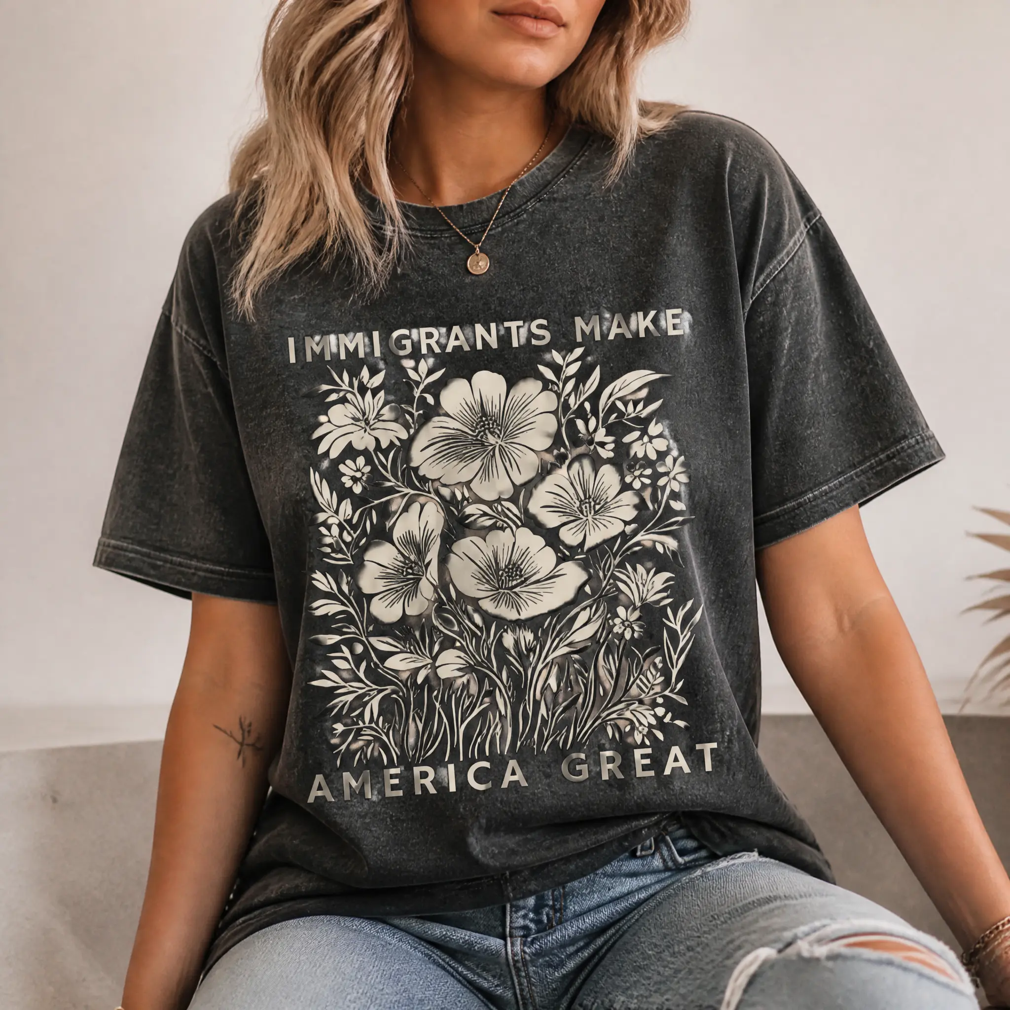 Women's Oversize Unisex Anti-ICE Batik Cotton T-Shirt - Immigrants Make America Great Vintage, Short-Sleeve, Comfortable, Lightweight, Baggy, Fashion, Super Soft, Pre-Shrunk Streetwear