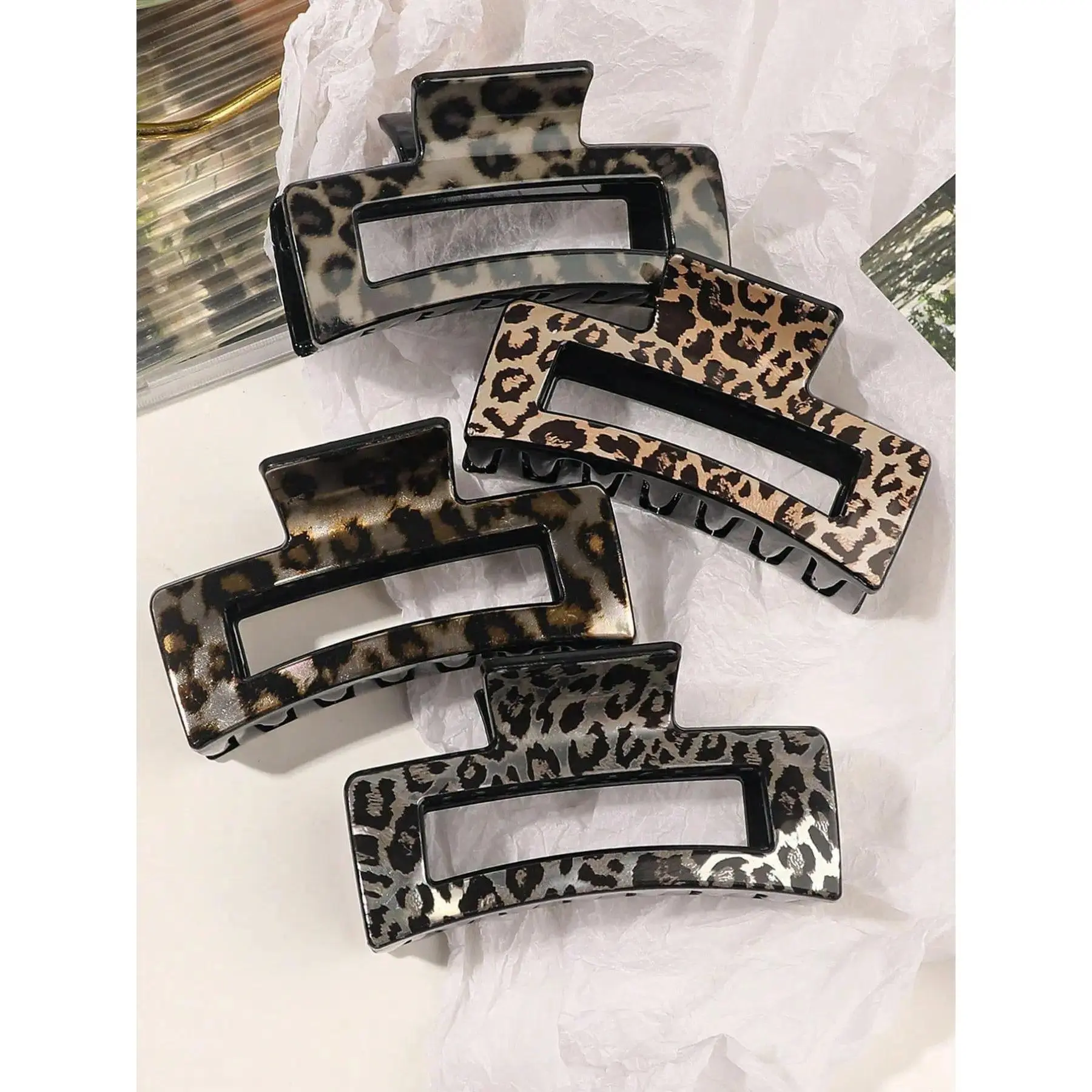 4pcs-Leopard-Print-Hair-Claw-Clips-Glossy-Minimalist-Square-Hair Clip Set-Accessories-For-Daily-Casual-Wear-Square Shape Hair Clip Set for All Seasons Hair Claws Set