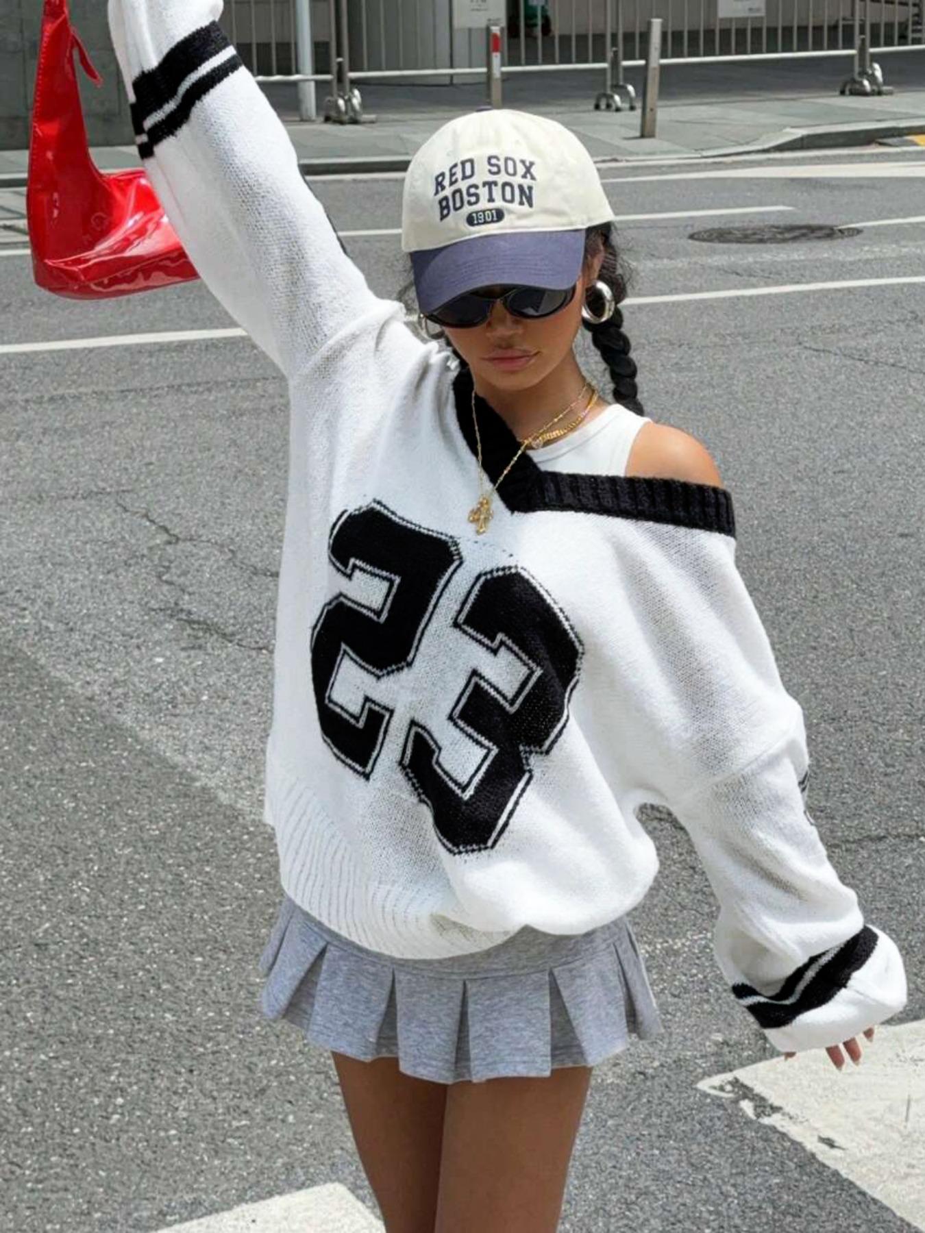 Unisex V-Neck Knit Pullover with Star and Number 23 Pattern, Casual Loose-Fitting Sweater for Spring & Fall, Comfortable and Stylish