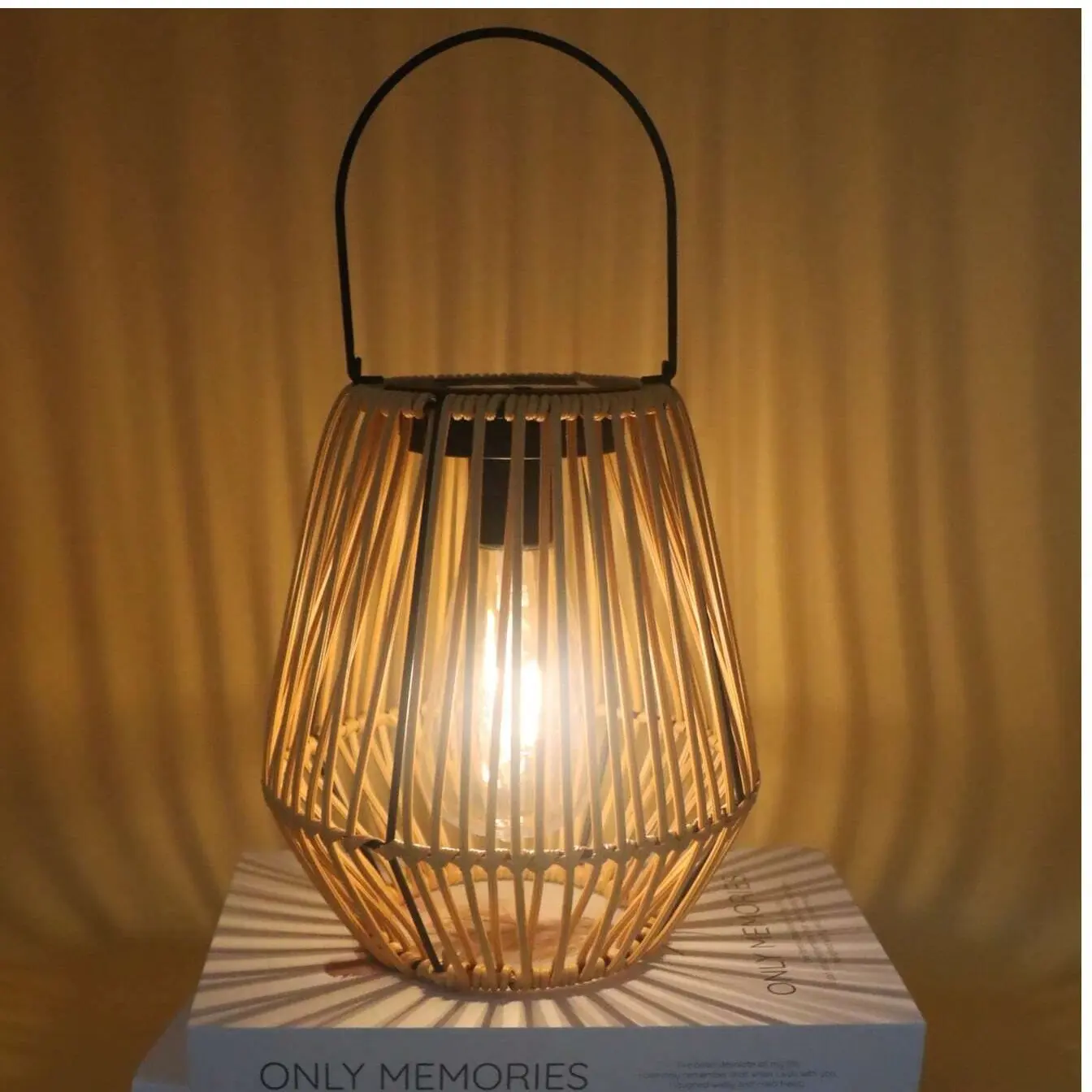 Solar Boho Woven Hanging Lamp, Waterproof Outdoor LED Garden Decor, Warm Gold Light, Auto Switch, Rechargeable Battery