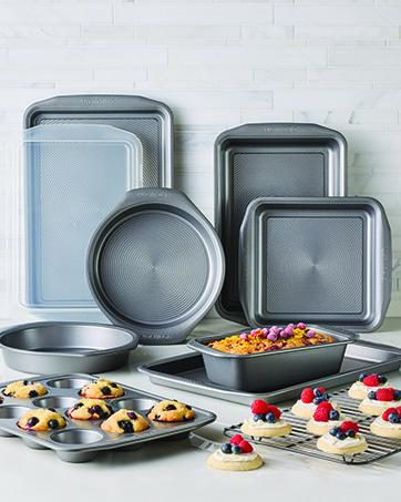 Circulon A1 Series with ScratchDefense Technology Nonstick Induction Cookware/Pots and Pans Set, 9 Piece, Graphite Circulon A1 Series with ScratchDefense Technology Nonstick Induction Cookware/Pots and Pans Set, 9 Piece, Graphite