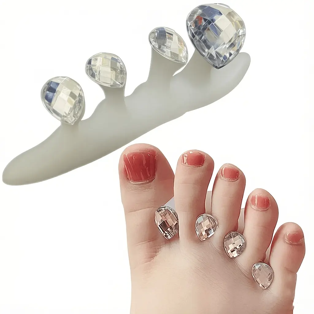 1pc Heart Design Toe Separator for Pedicure Foot Finger Splitter Flexible Finger Toe Separation Tool