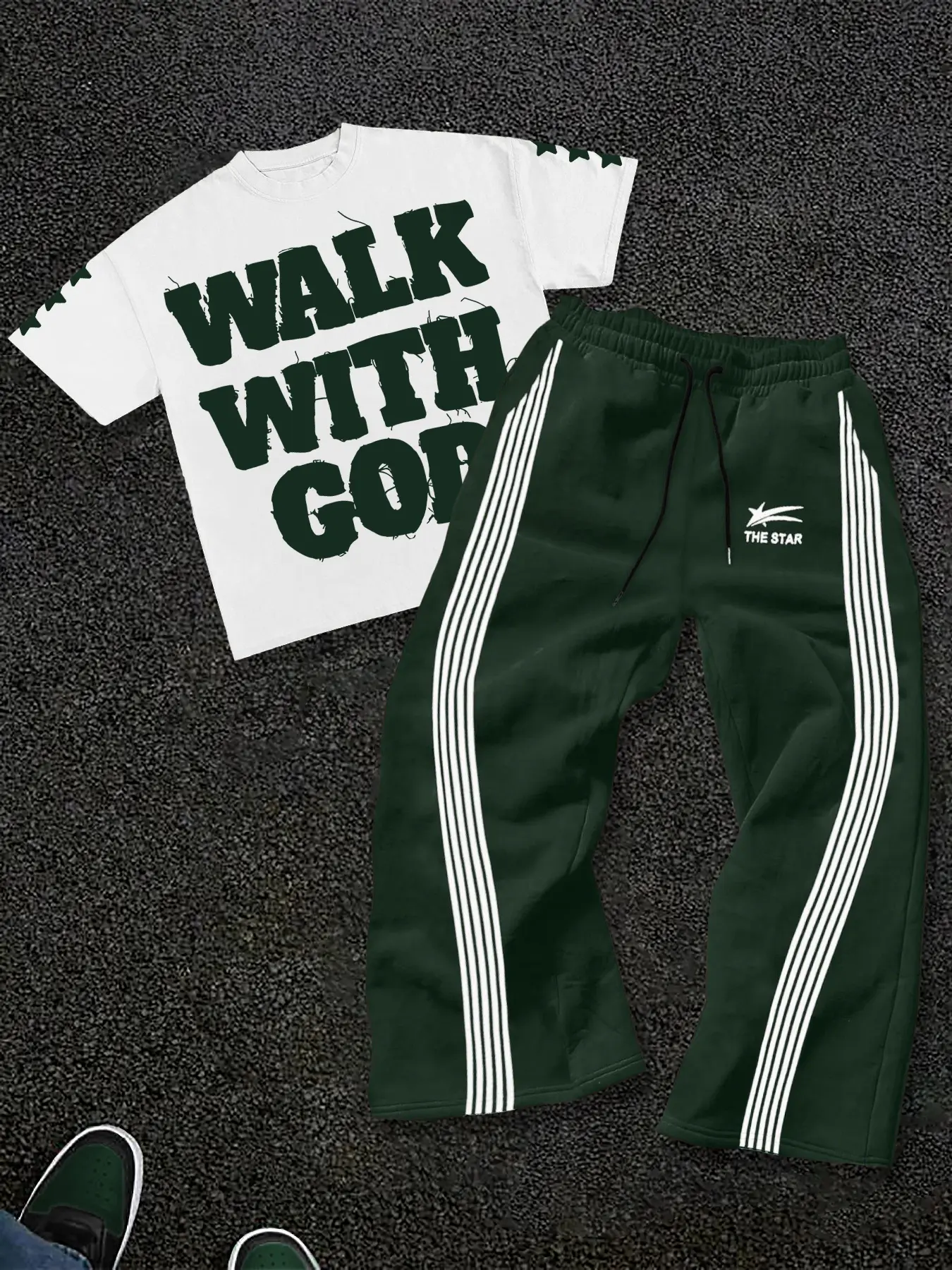 Men's Fashion Streetwear Set, Loose-Fitting Graphic Print Round Neck T-Shirt & Striped Sweatpants, Two-Piece