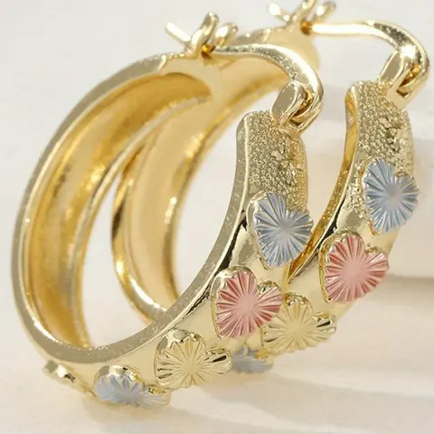 1 Pair of Exquisite and Elegant Hand-carved Heart-shaped Earrings, Copper Jewelry, Three-color Hoop Earrings, Luxurious Earrings for Ladies, Perfect Gift for Festivals and Birthdays