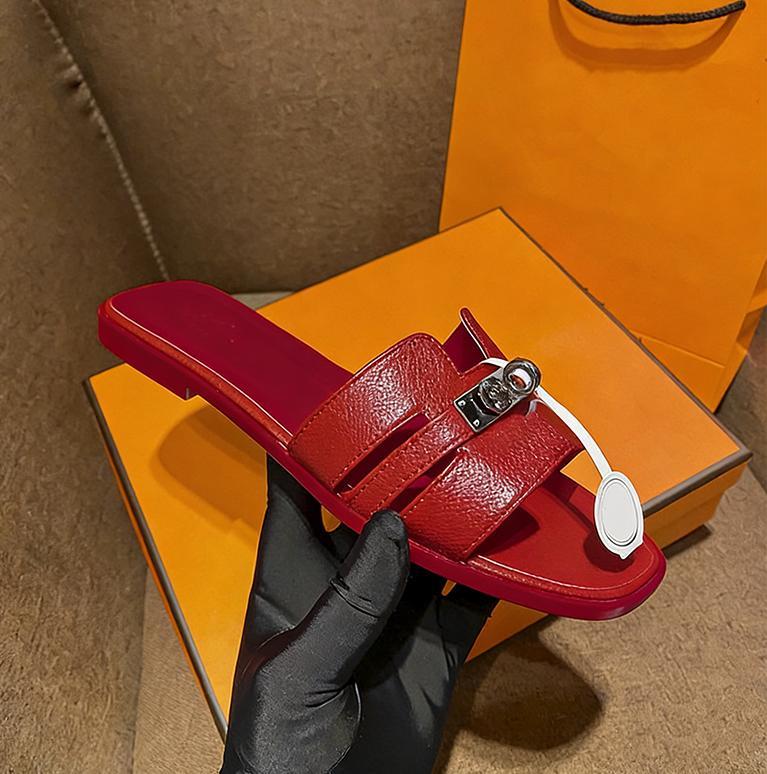 Women's Flat Slippers with Metal Buckle - Stylish & Versatile Spring/Summer New Arrivals SpringStatements Casual Flip Flops Girl Sandal Walking Shoes Footwear