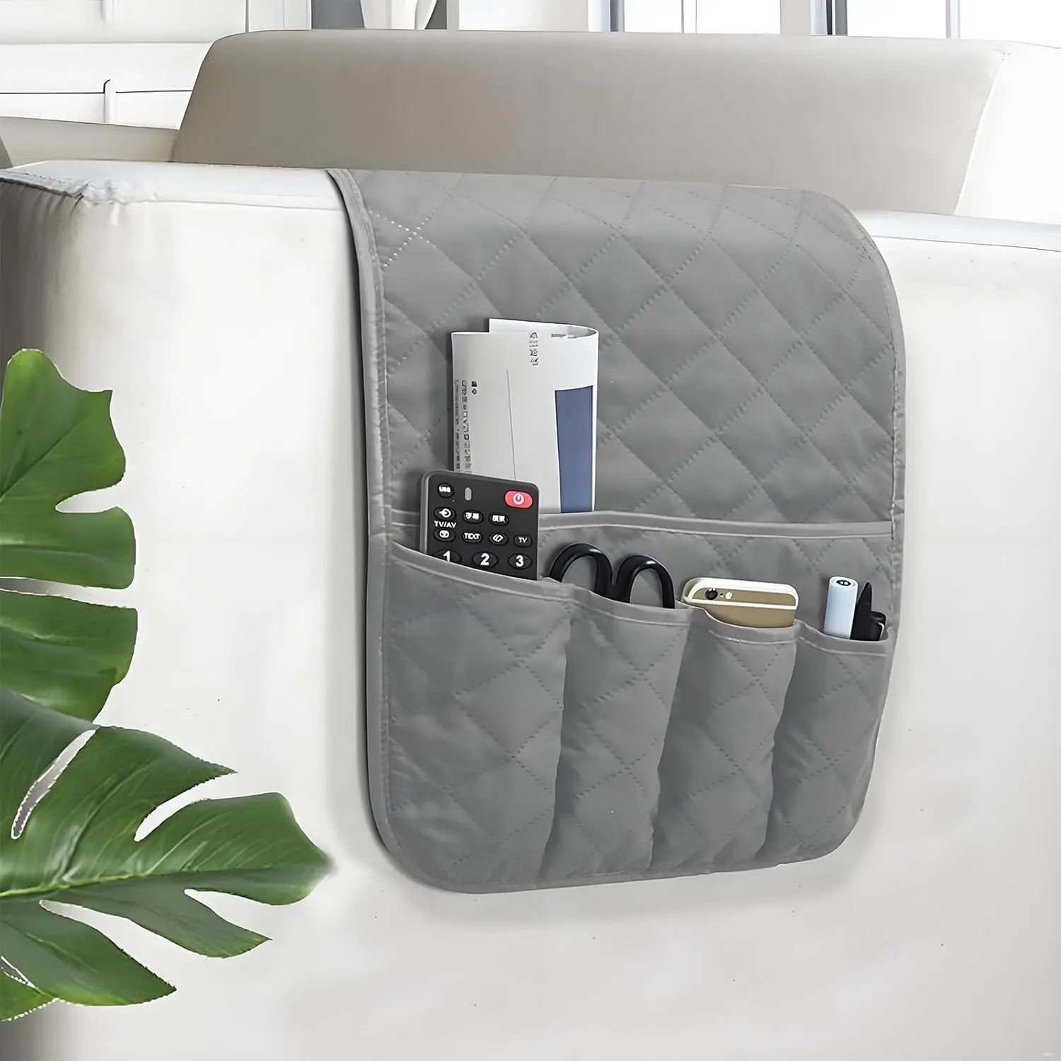 1 piece non-slip sofa armrest storage rack with 5 storage pouches, Home organizers, A home organization accessory ideal for sofas, recliners, bedside tables, great for storing everyday small items (includes storage pouches only)