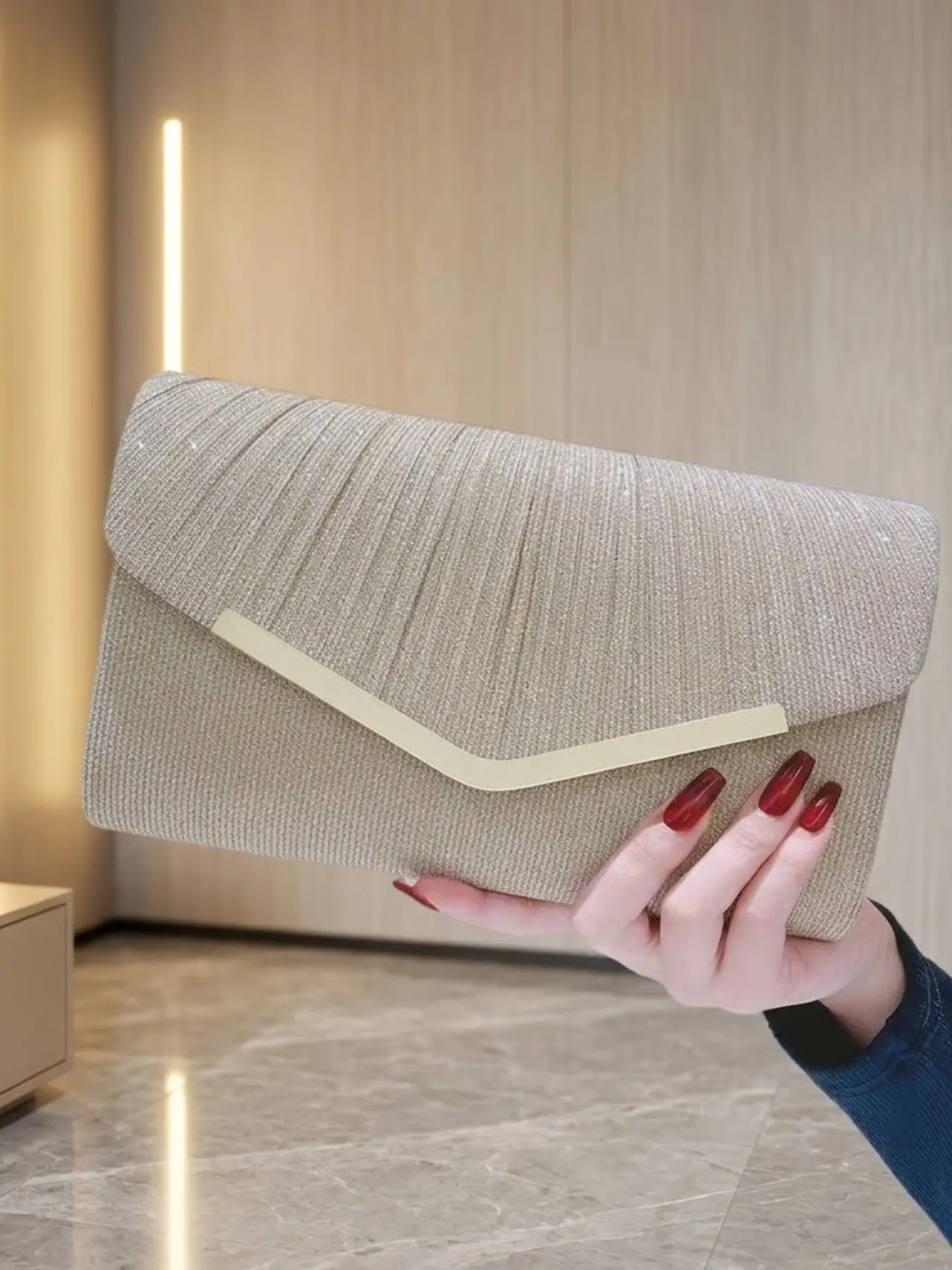Women's Elegant Pleated Detail Flap Clutch Purse, Shiny Sequin Evening Bag with Chain, Versatile No Tassel Handbag for Wedding Prom & Dinner, Trendy Clutch Bag, Glittery Clutch Bag