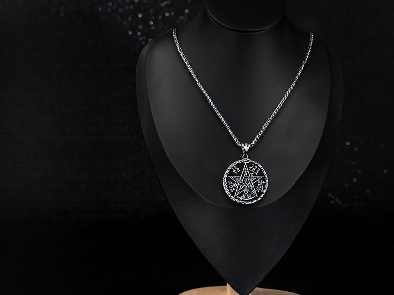 Tetragrammaton Pentagram Necklace – Gothic Amulet Pendant Featuring the Ancient Pentacle Symbol for Protection and Strength Jewelry Men Chain