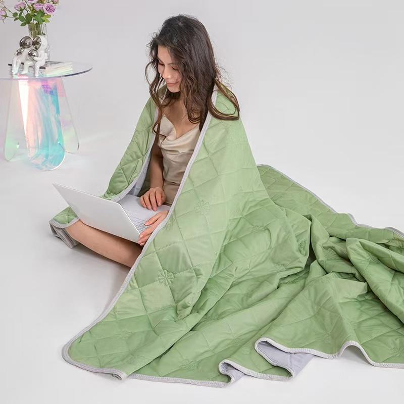 Ice Cream Cooling Blanket, Soft Lightweight Breathable Blanket, Air Conditioning Blanket, Air Conditioner Blanket, Comfortable Blanket for Home Office Travel