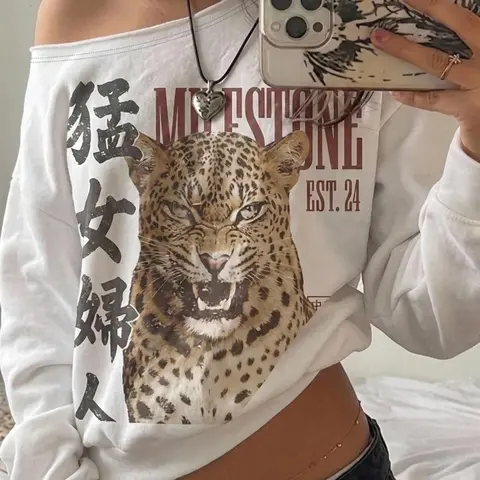 Women's Off-the-Shoulder Long Sleeve Top, Loose Fit With Vintage Leopard Head Print, Y2K Hot Girl Street Style, Streetwear Influence, Ideal For Street Trendy & Fashion Outfits