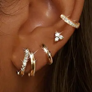 4Pcs Crystal Huggie Hoop Earring Set For Women Fashion Cartilage Piercing Earrings Helix Jewelry Bulk Shiny Lobe Earring Lots