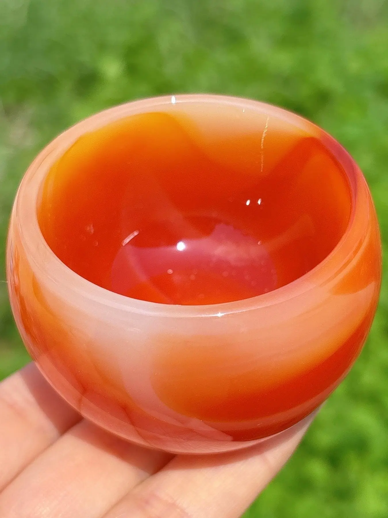 1pc Red Agate Glass Bowl - an elegant bohemian-style home décor - suitable for living room and office desktop decoration, an ideal gift for family and friends, and perfect for all kinds of holidays. Stone Bowl