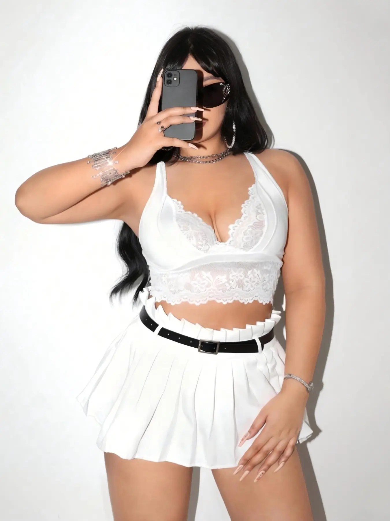 Plus Size White Lace Bralette Crop Top Curvy Women Medium Stretch Plunge V-Neck Cami Coquette Aesthetic Festival Concert Outfit Y2K Soft Girl Summer Going Out Wear Flattering Lingerie Top