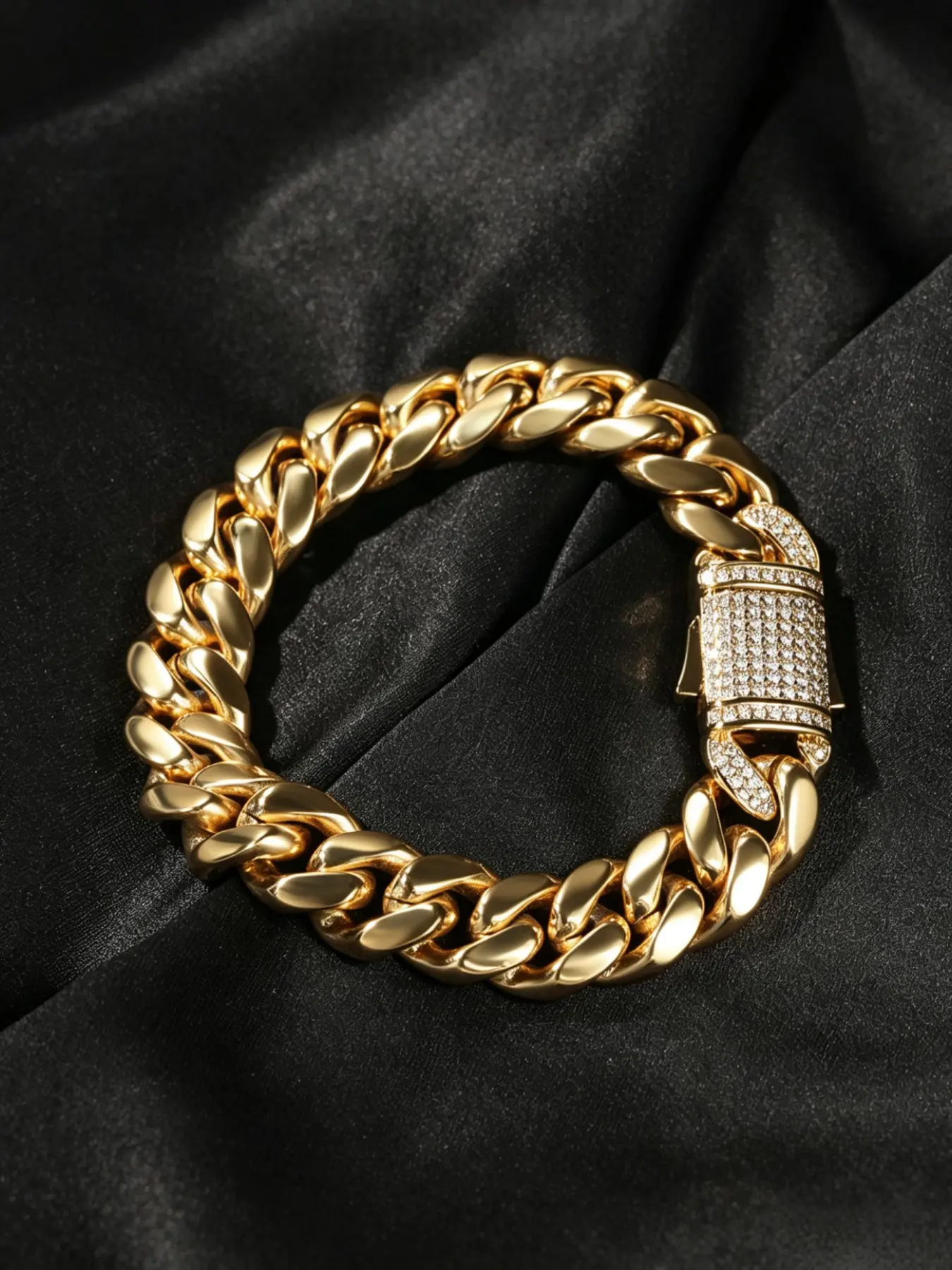 Creative Stainless Steel Cuban Bracelet, 12mm Wide, Luxury Zircon, Hip Hop Style, Unisex, Perfect Gift for Birthday and Anniversary