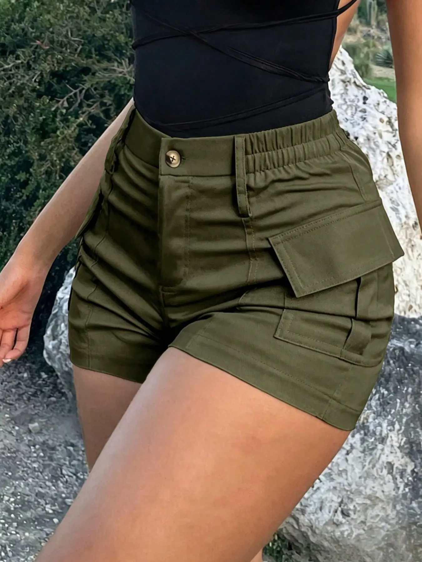 Summer Women's Streetwear Fashion Cargo Shorts, Solid Color Simple Design, High Waist Buckle, Multiple Pockets, Loose Fit, Casual Outdoor Wear