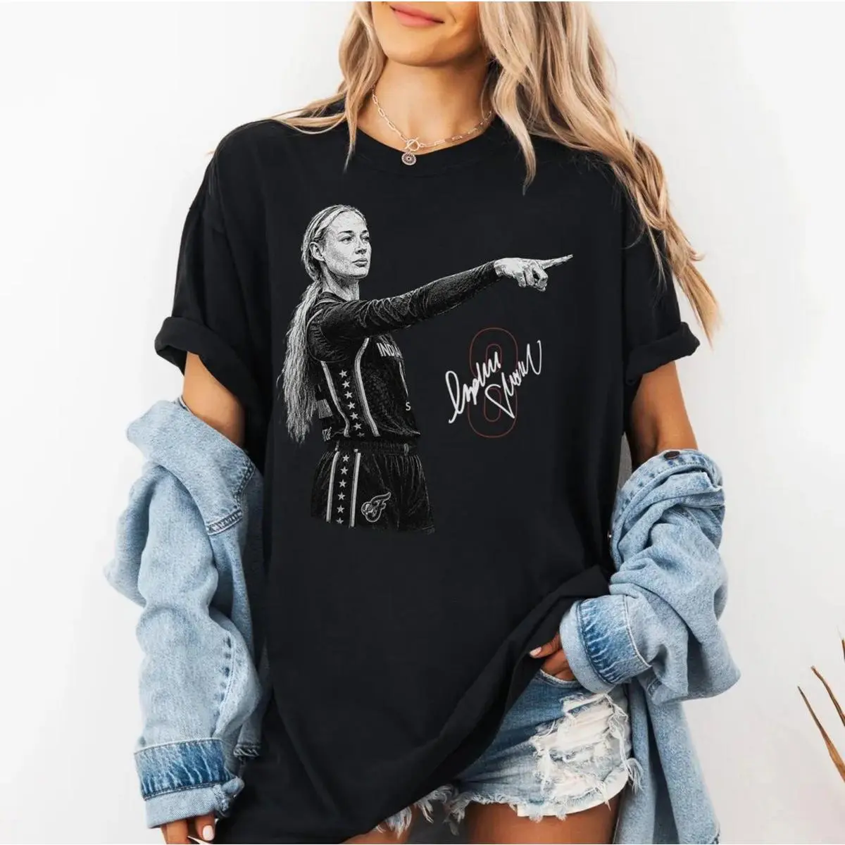 Sophie Cunningham Pointing Graphic Unisex Cotton T-Shirt Fan Tee
