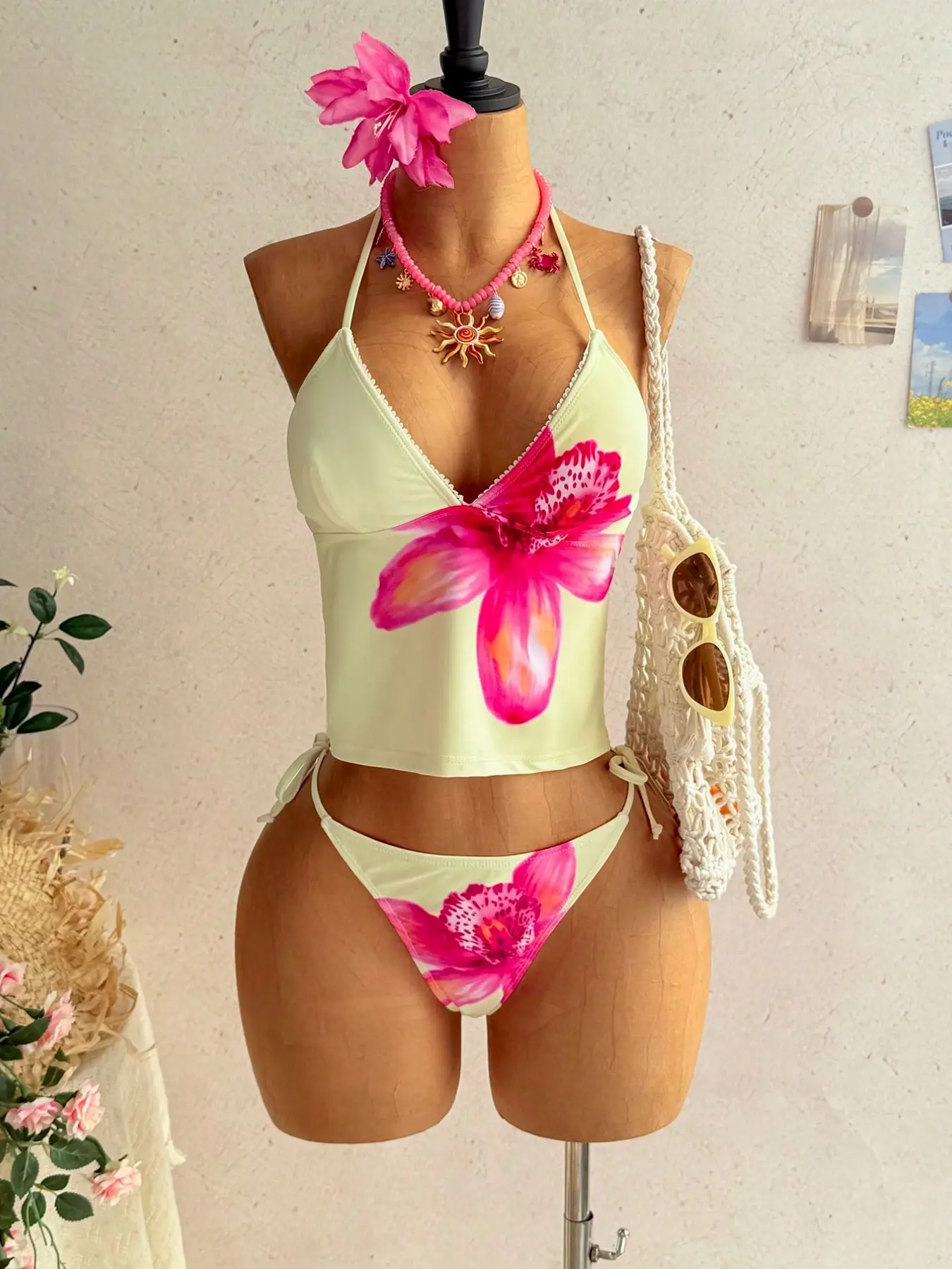 Tropical Floral Print 2-Piece Swimsuit, Halter Tie Design, Chic Beachwear for Vacation, Eye-Catching Style, Perfect for Photoshoots, Floral Bathing Suits, Flower Print Bikini