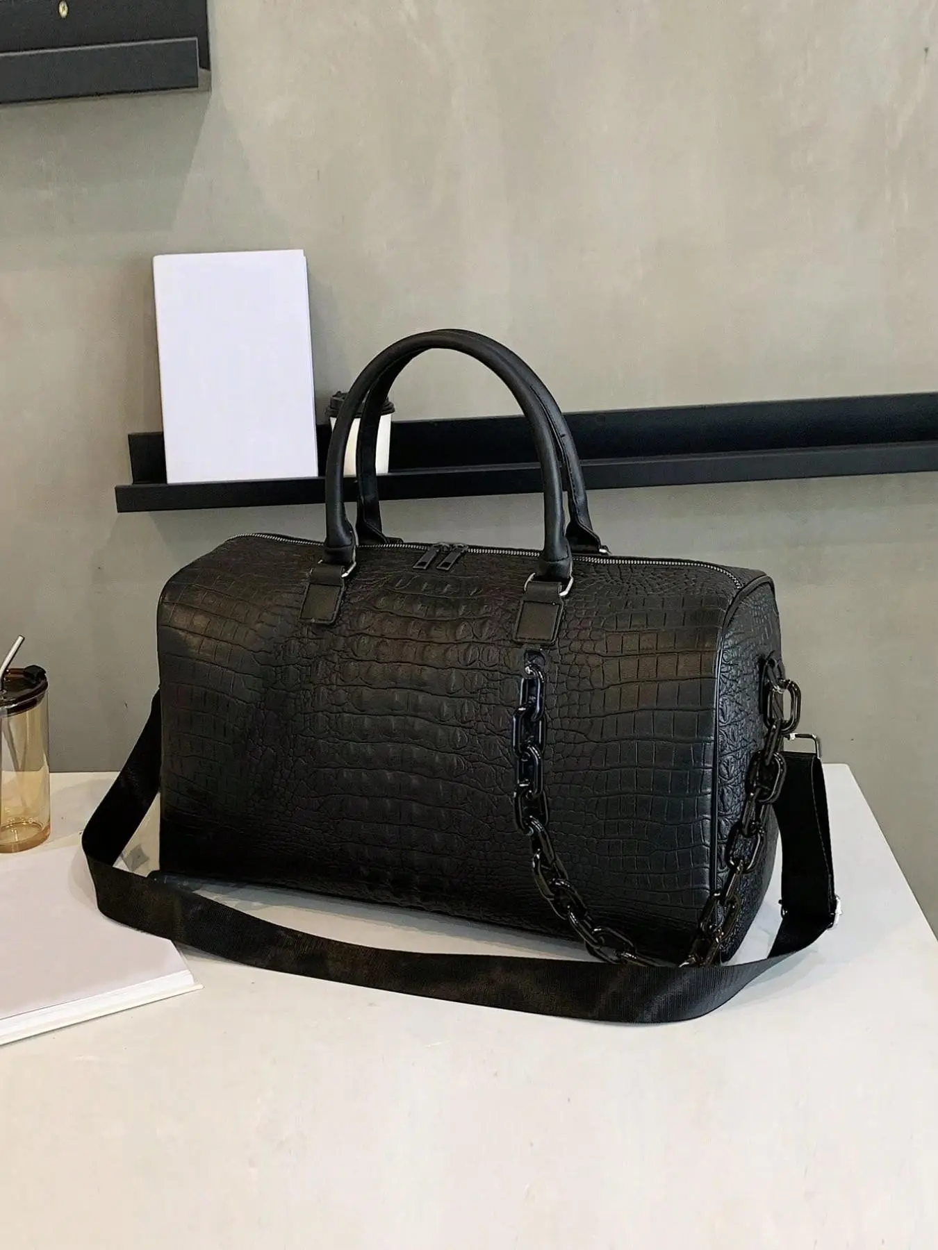 Women's Large Capacity Handbag with Wrist Strap, Vintage Style, Suitable for Business/casual Occasions, Anniversary/birthday Gift, Classic Handbag