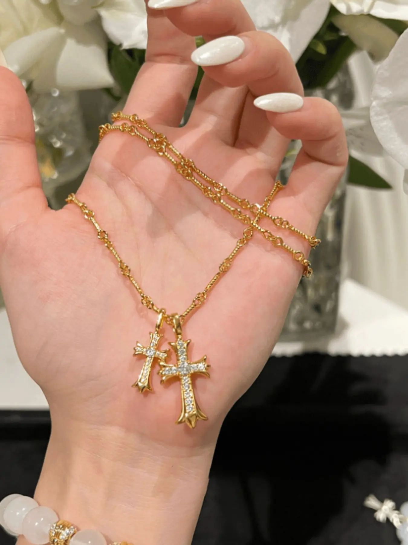 EVRY JEWELS Gold or Silver Plated Stainless Steel Women's Hypoallergenic Double Cross Me Necklace Cross Design Necklace Cross Necklaces Cross Necklace Chain