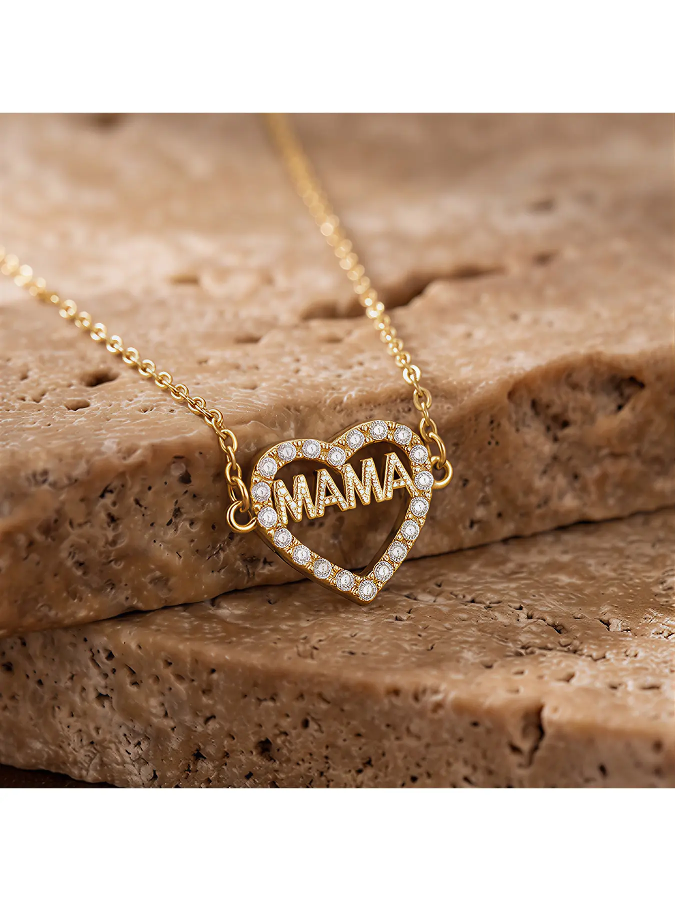 Heart MAMA Clavicle Necklace with Surrounding Diamonds for Women, Hollow Heart Jewelry for Mother's Day, Minimalist Sparkling Diamond Daily Commute Necklace for Mom, Gratitude & Companion Memorial Neck Chain, Heart Design Jewelry