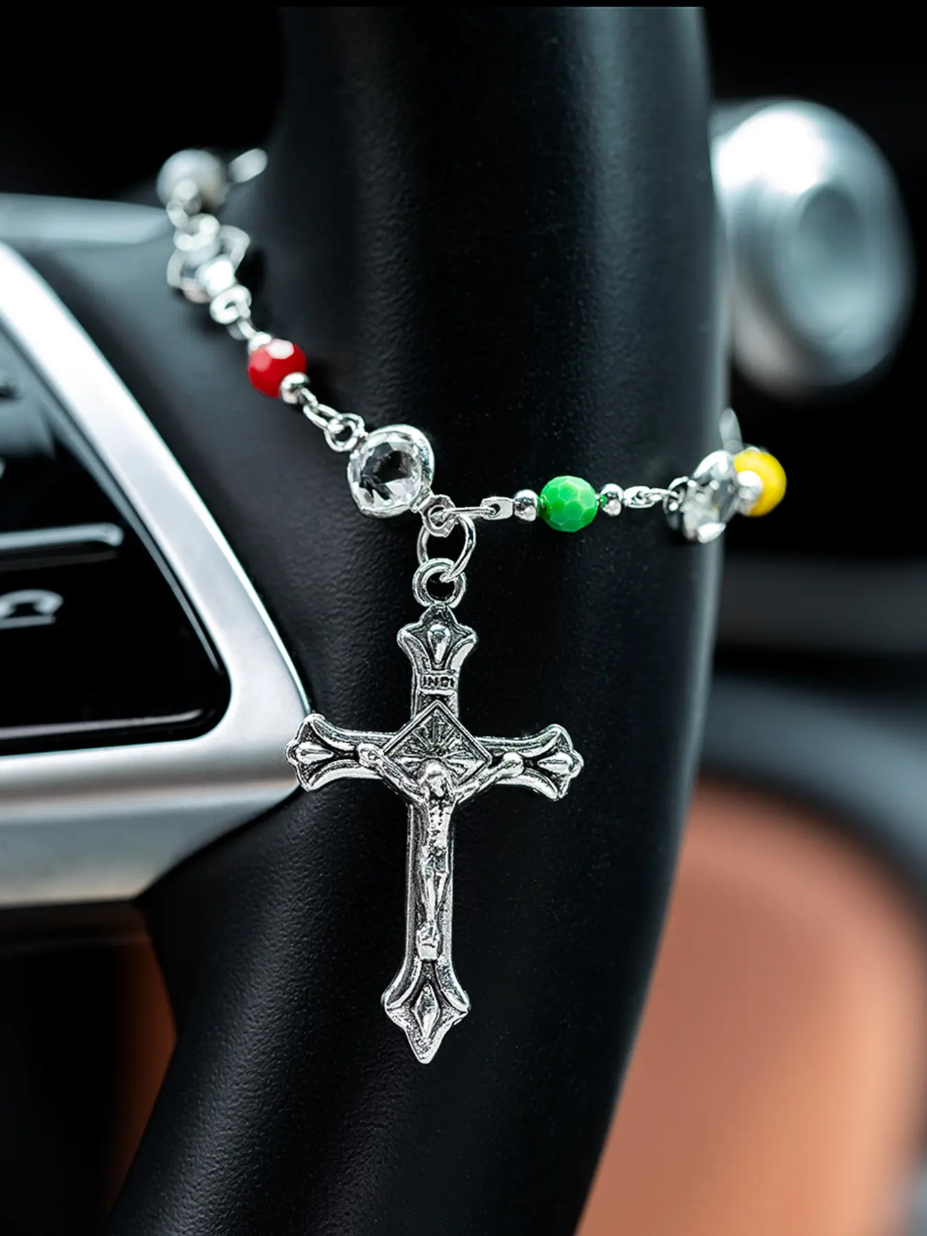 Beaded Cross Car Pendant, Vintage Antique Silver Color Steering Wheel Ornament, Retro Car Accessories, Car Hanging Ornament, Car Interior Ornaments, Car Decor