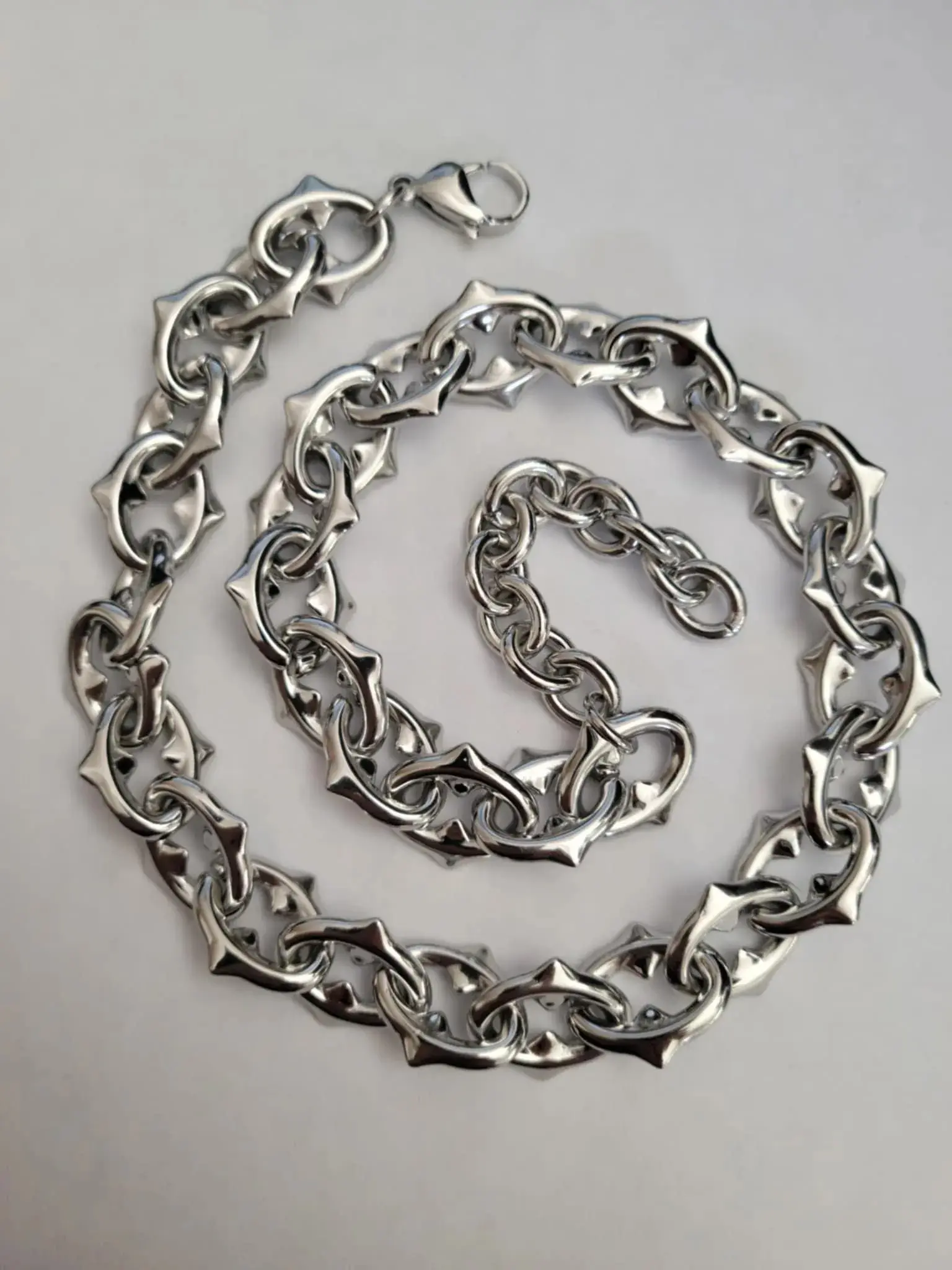 Unisex Punk Style Metal Chain Necklace, Alloy Necklace, Chunky Necklace, Unique Design for Parties & Gatherings, Trendy Streetwear Accessory, Perfect Gift Idea