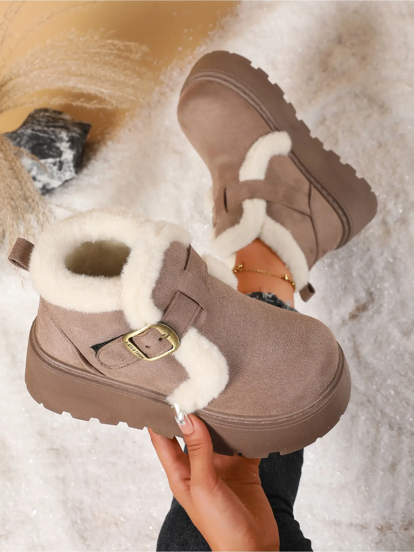 Womens Insulated Warm Fleece Lined Waterproof Outdoor Snow Boots, Casual Warm Boots, Anti Slip Durable Comfortable Cold Weather Winter Hiking Camping Walking Snow Boots for Women