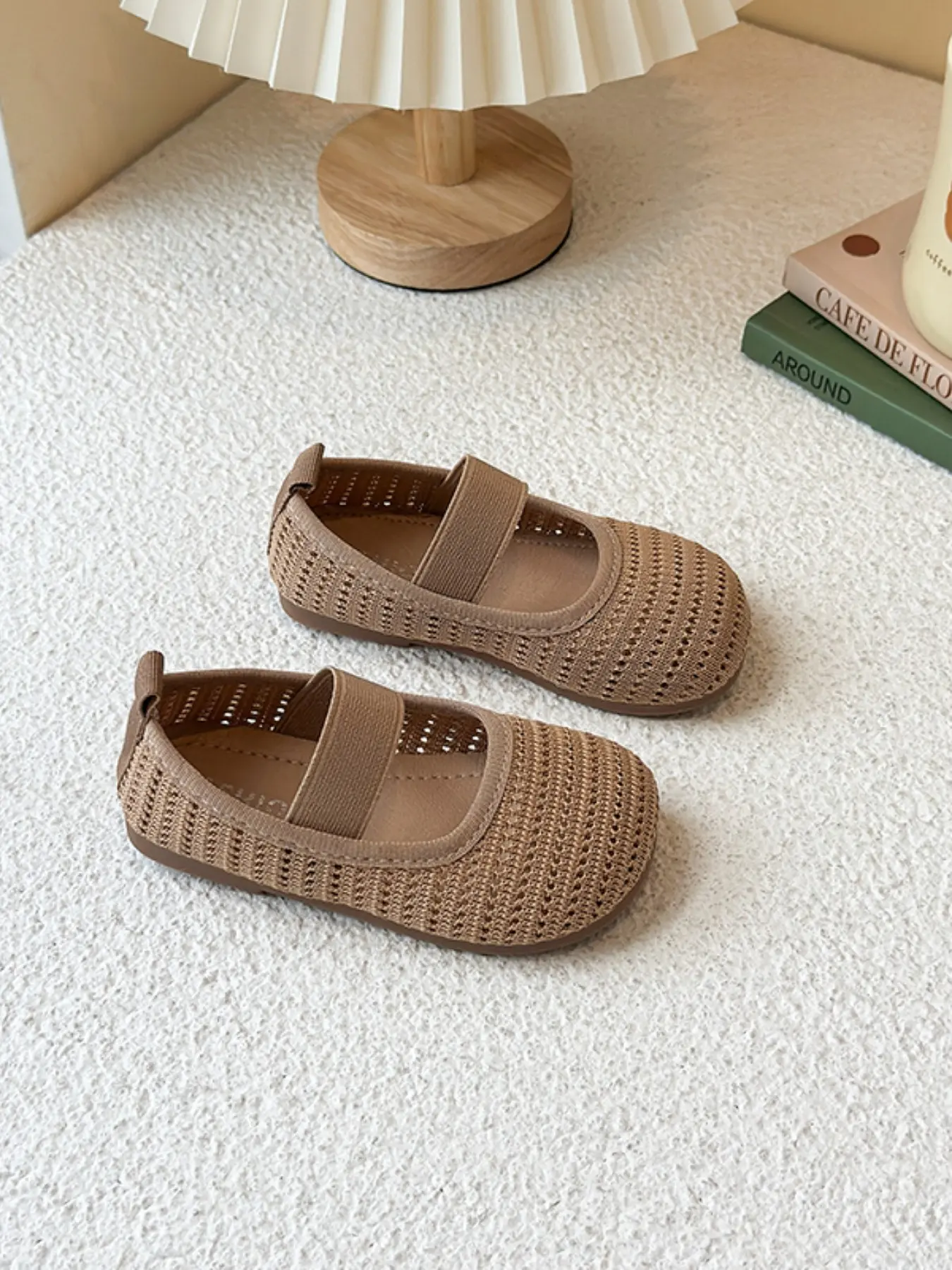 Girls' Hollow Out Mesh Mary Jane Sandals, Elastic Back Strap for Easy Wear, Breathable Design, Perfect for School and Daily Use
