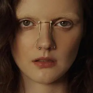 3D Geometric Rhinestone Non-Piercing Nose Clips, Exaggerated Unique Niche Design European Cyberpunk High-End Adjustable Nostril Jewelry Unisex