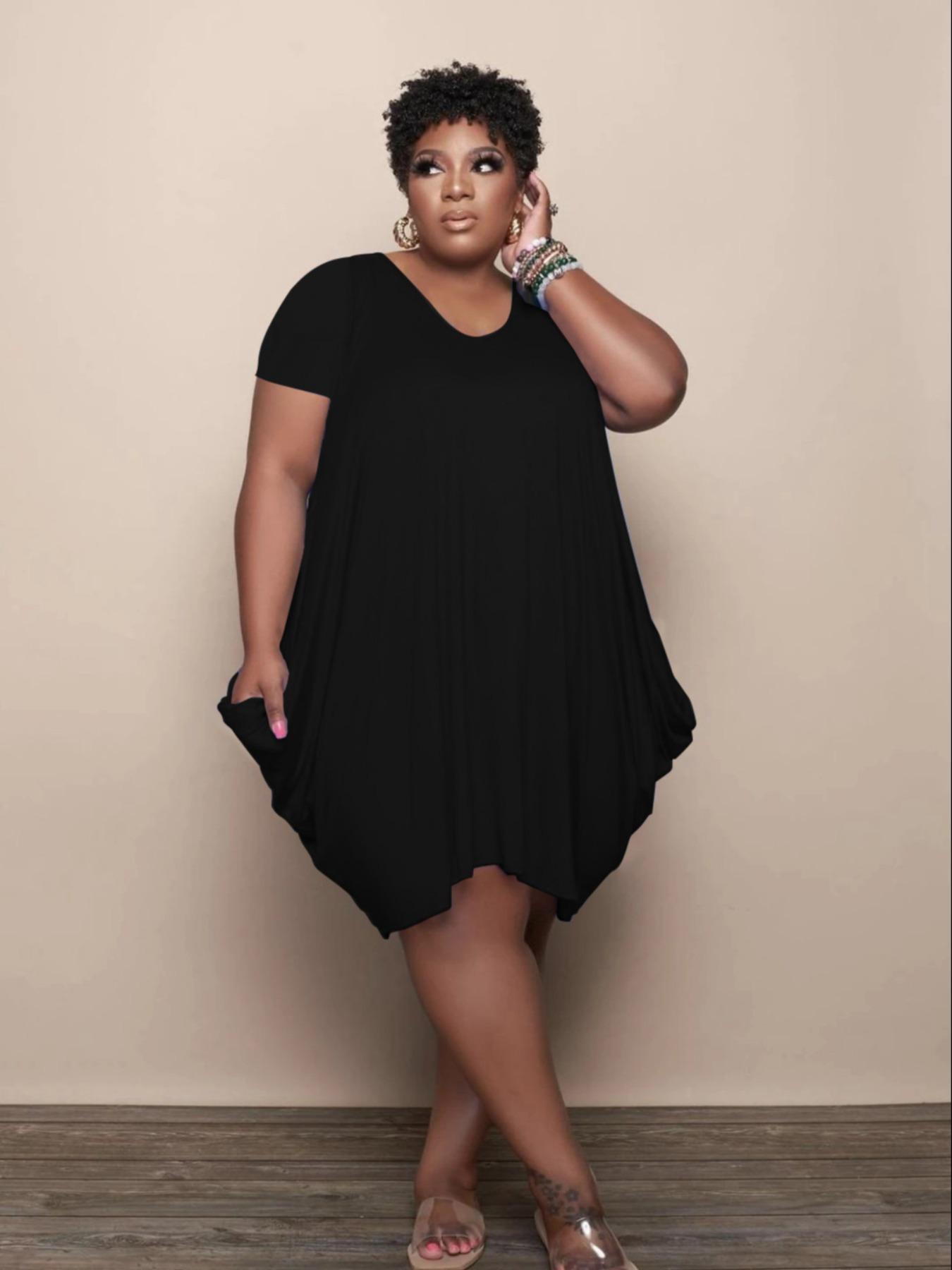 Plus Size T-Shirt Dress with Pockets, Loose-Fitting Short Sleeve Casual Dress for Summer, Comfortable Knit Fabric, Casual Wear