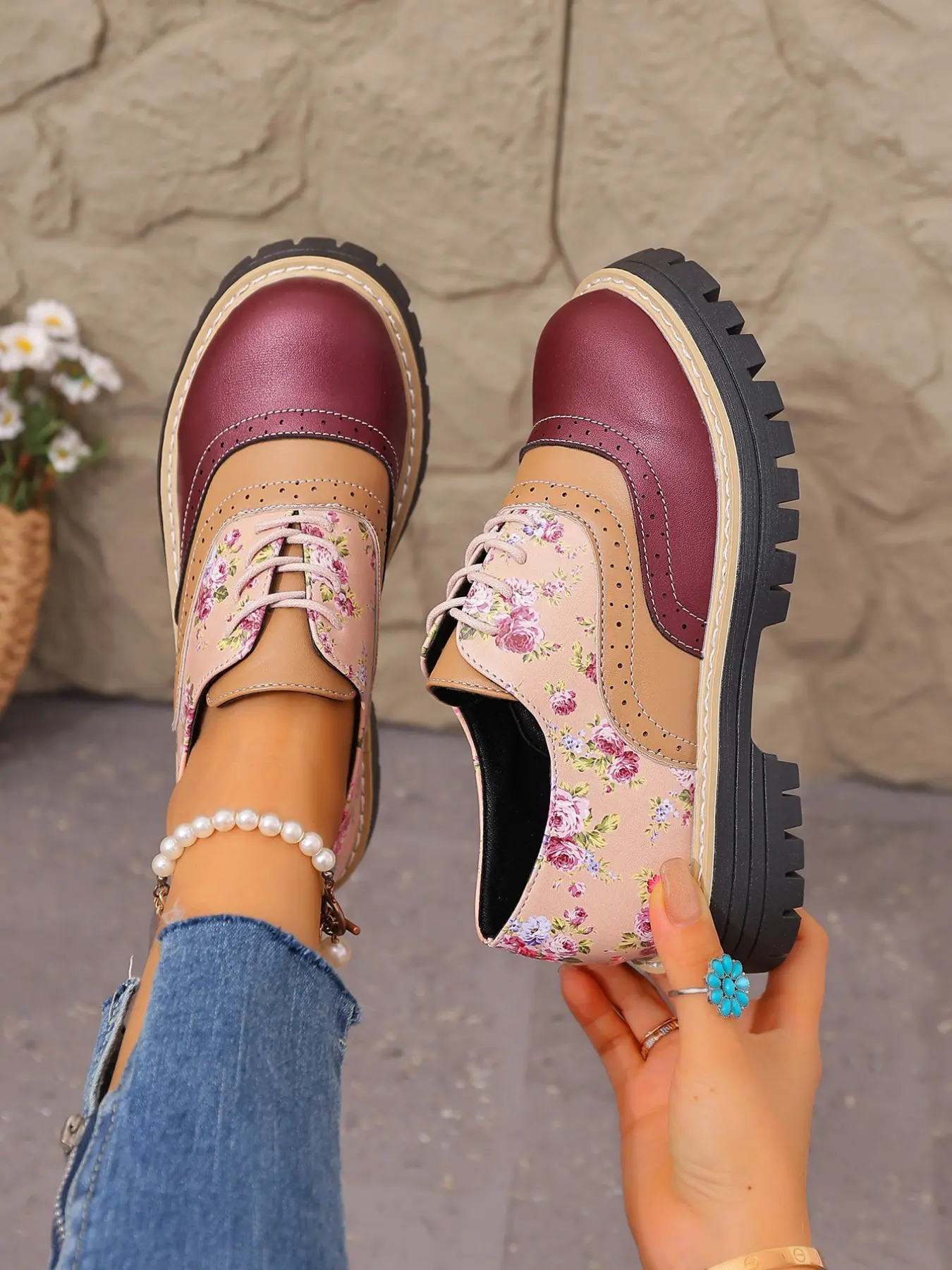 Vintage Floral Patchwork Brogue Loafers, PU Leather, Rubber Sole, Fashionable Low Ankle Shoes, All Seasons, Women's Casual Footwear, Vintage Style Shoes