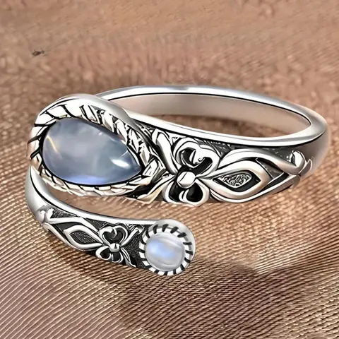 Lady Bohemian Moonstone Ring - Adjustable White Copper Open Ring, Featuring A Retro Design for Daily Wear and Special Occasions, Vintage Jewelry, Bohemian Style, Moonstone Decoration, Adjustable Statement Ring