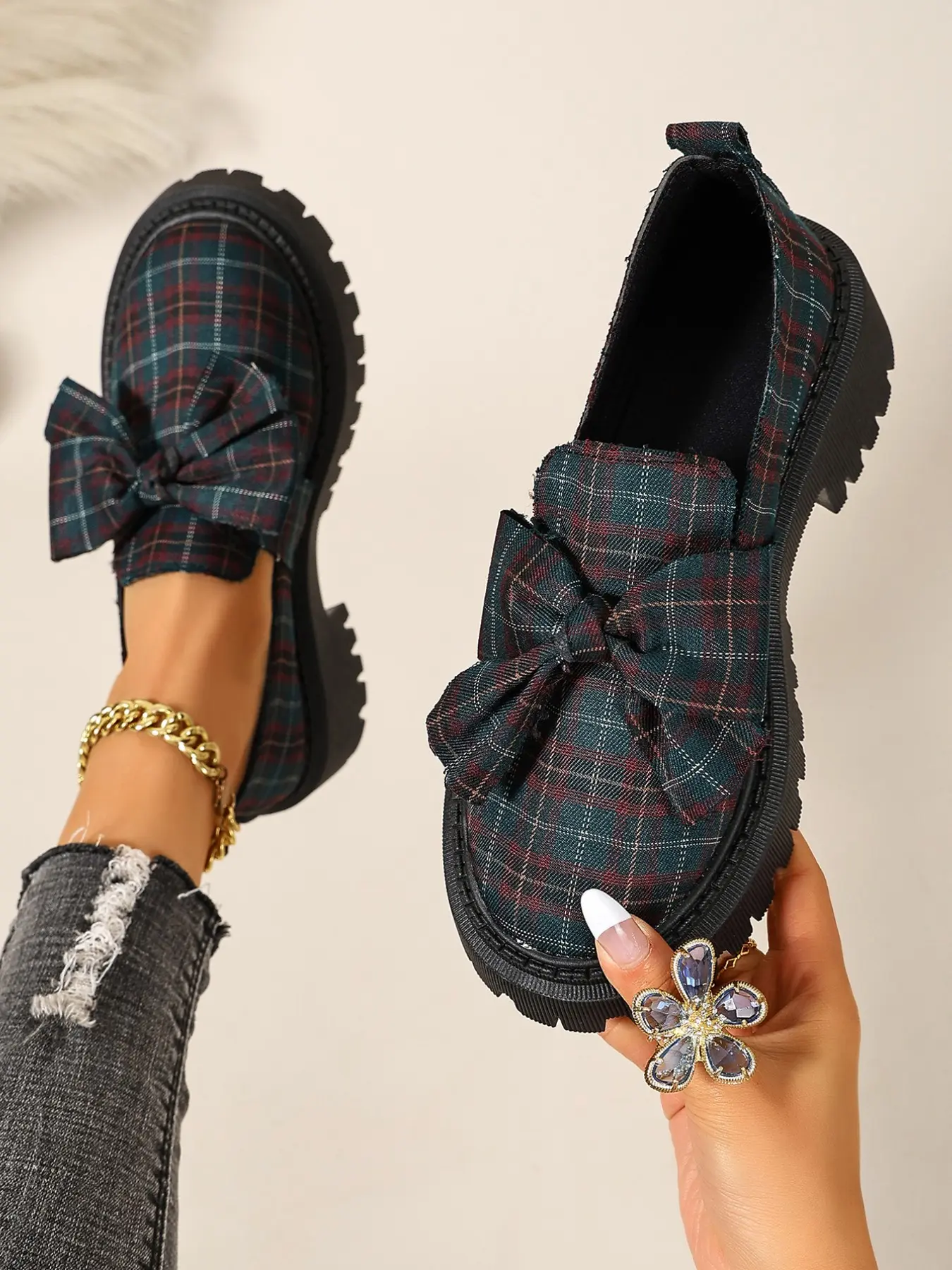 Women's Dark Plaid Bow Platform Loafers, Slip-On Chunky Lug Sole, Tartan Pattern Casual Shoes, Comfortable and Stylish Footwear, Thick Sole Loafers