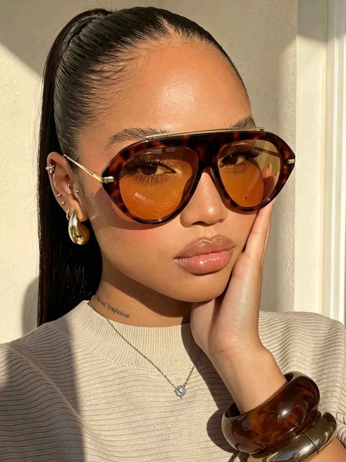 Large Pilot Sunglasses for Women, Luxury Turtle Frame Designer Style, Uv400 Protection, Fashionable Eyewear, Perfect for Daily Wear, Geometric Frame Sunglasses