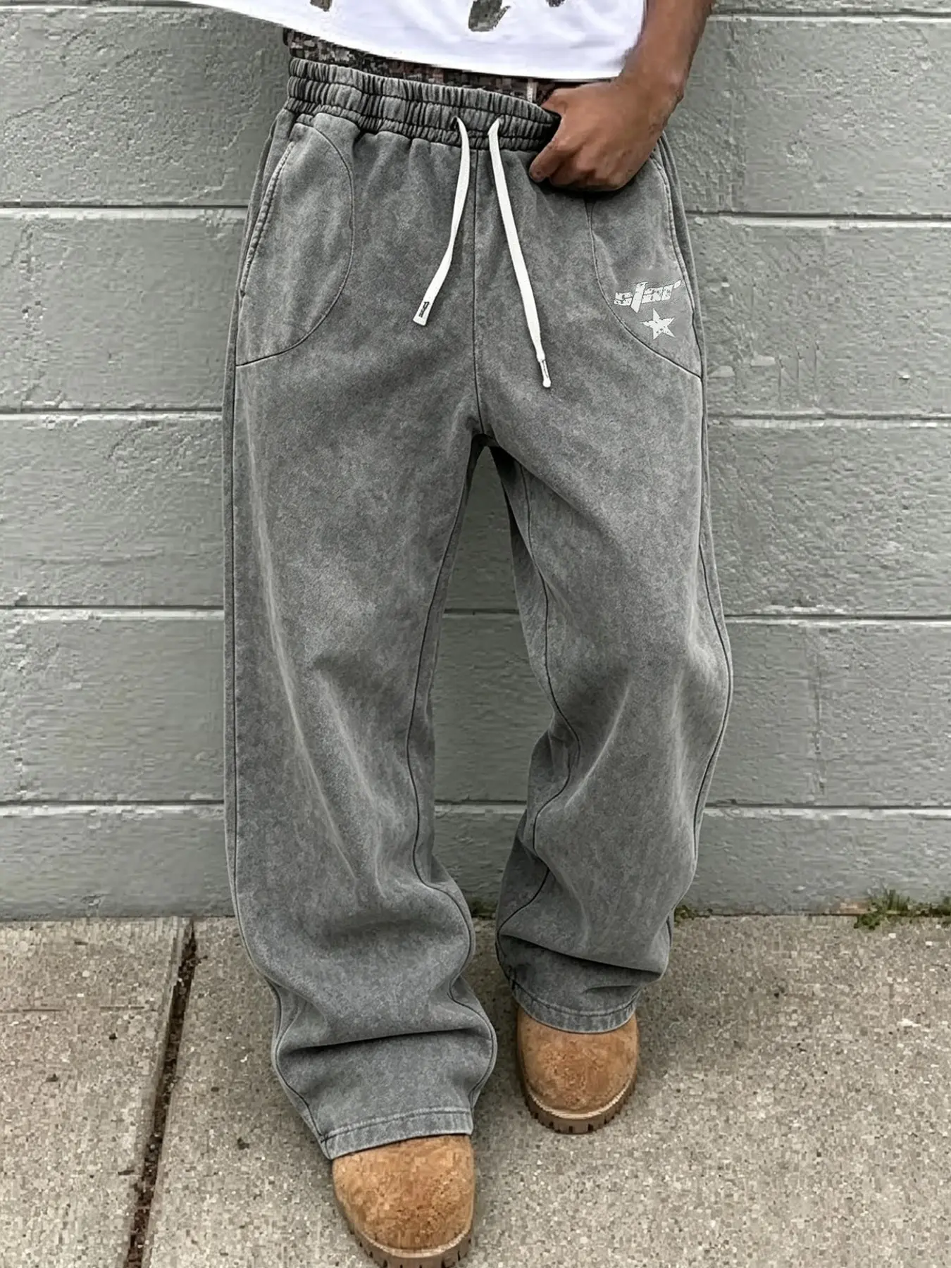 Y2K Vintage Acid Wash Baggy Sweatpants with Star Print | Retro Grunge Wide Leg Joggers with Deep Pockets for High-Street Skater Daily Wear