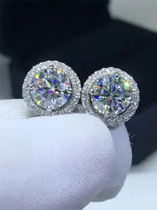 1 Pair Classic Round Moissanite Earrings, Premium Lab Grown Diamond Look Brilliant Stud Earrings for Women & Men, High Sparkle Halo Design, Minimalist Luxury Jewelry, Perfect for Daily Wear, Party, Anniversary & Holiday Gifts
