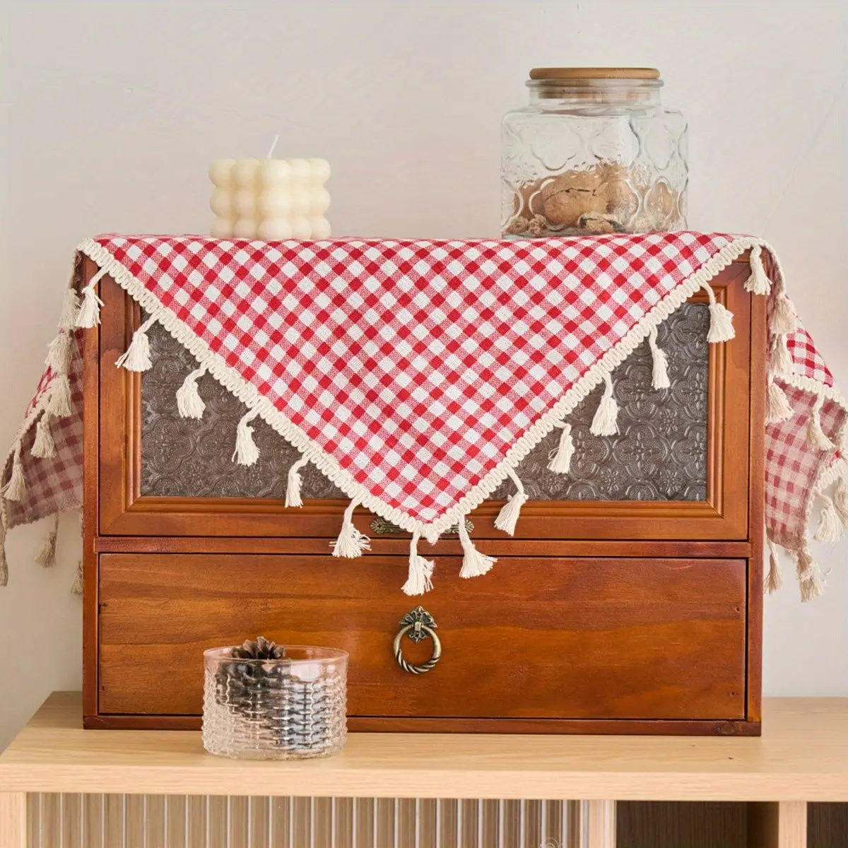 Vintage Checkered Tablecloth, Fringe Edge Design, Perfect for Retro Cozy Atmosphere, Side Cabinet Decor, All-Season Use
