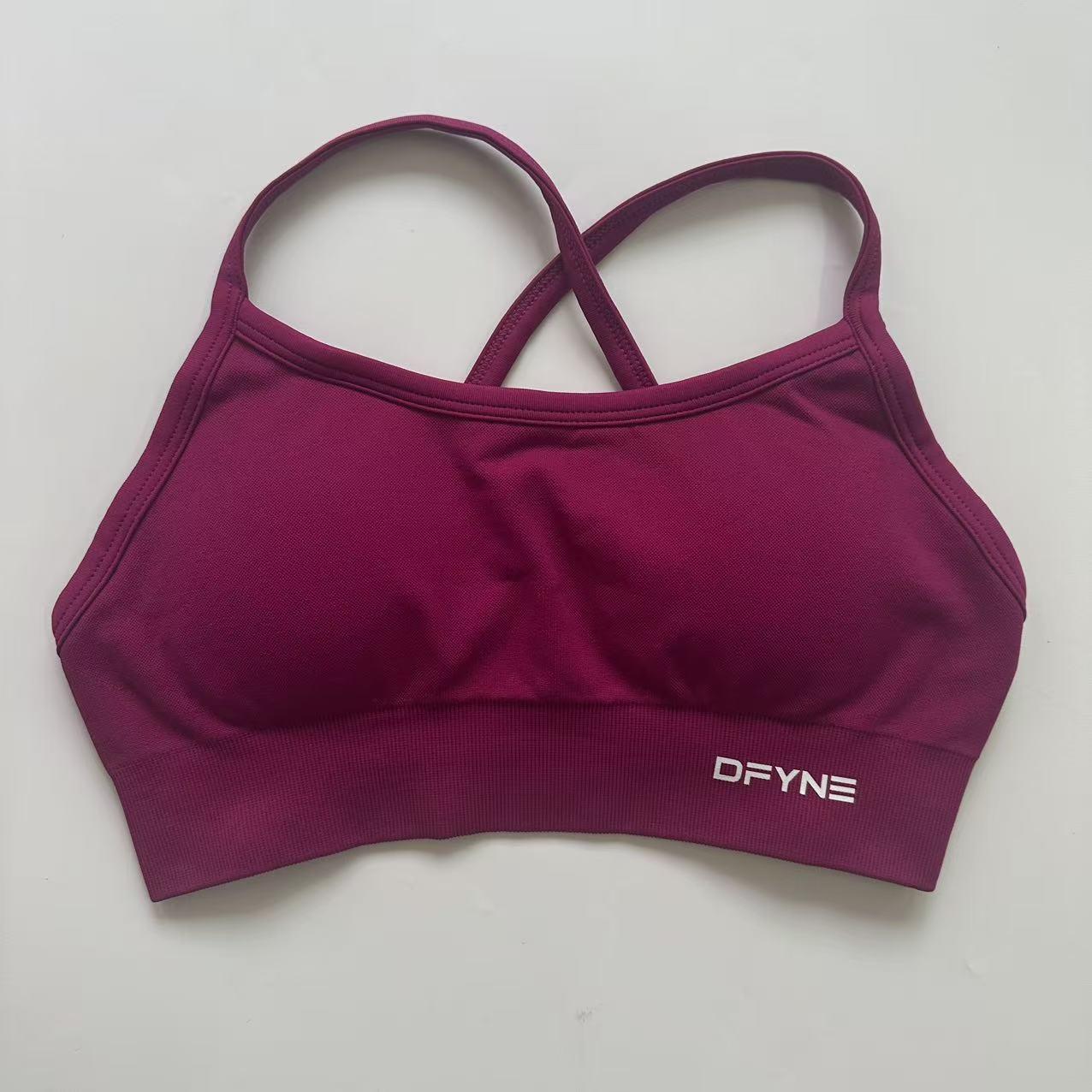 DFYNE Women's Sports Bra, Short-Sleeve Fitness Top, Elastic and Breathable, Sports and Fitness Top