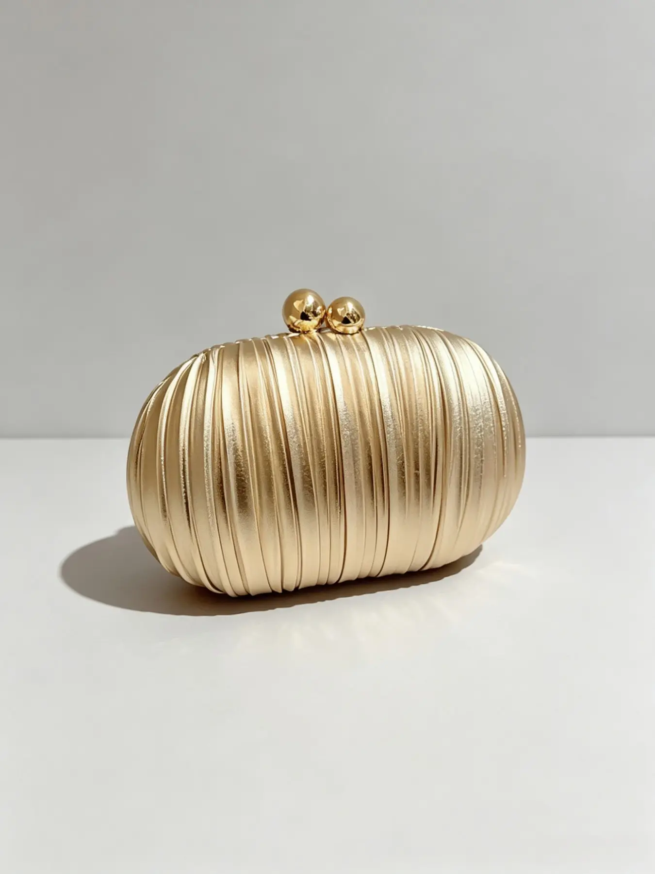Elegant Evening Dinner Bag, Folded Design Party Bag, High-End Polyester Gown Bag, Perfect for All Seasons, Embroidered Pattern