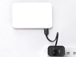 Newmowa Rechargeable Selfie Light - Portable Clip on Video Light for Phone/Laptop/Camera with Smart Light Sensor,3 Light Mode, Phone Light for Selfie/Makeup/Video Conference/TikTok  Selfie LED Light phone selfie camara light Cellphone Smartphone