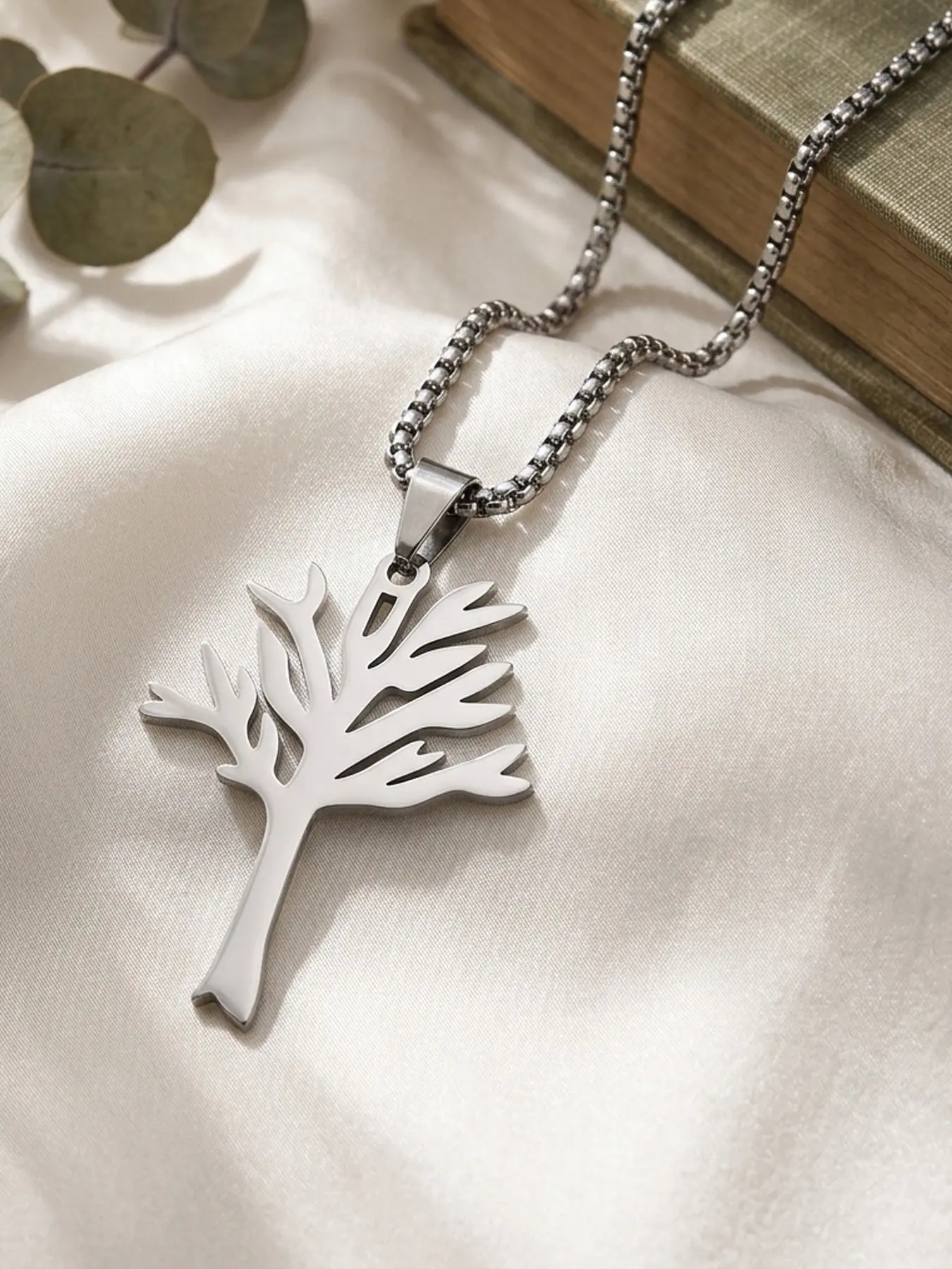 Stainless Steel Life Tree Pendant Necklace, Unisex Simple Daily Wear Fashion Jewelry, Elegant Minimalist Design for Men and Women, Tree of Life Tree Hiphop Punk Rock Family Tree Pendant Necklace, Couple Necklace Gift, Life Tree Branch Pendant Necklace