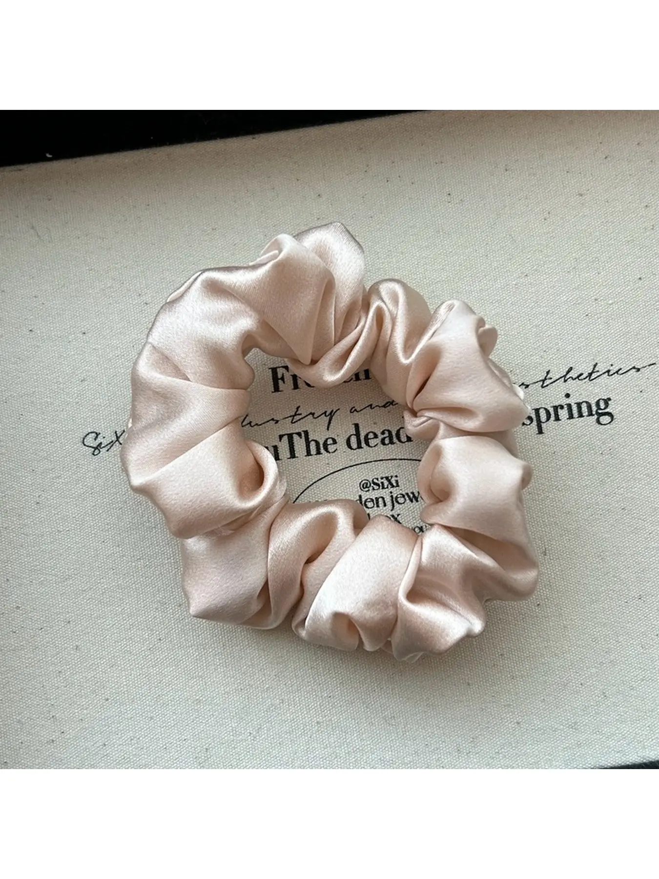 Handmade Custom 19 Momme 100% Mulberry Silk Scrunchies, 2.5cm Wide Elegant French Silk Hair Bands for Women
