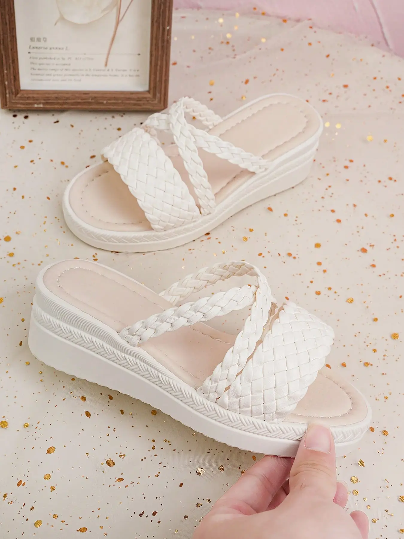Cross-Strap Wedge Slippers for Girls, Thick Sole Anti-Slip Open-Toe Crisscross Sandals, Summer Beach Vacation Casual Shoes