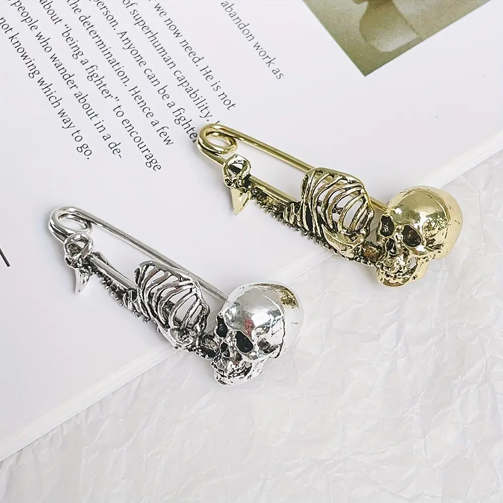 2 Pairs Skull Safety Pins, Punk Gothic Halloween Brooch Set, Vintage Dark Skeleton Lapel Pins, Clothing Waist Cinch Fastener, Decorative Outfit Accessory, Creepy Goth Ornament For Jackets Shirts Dresses, Halloween Costume Styling, Streetwear & Alternative
