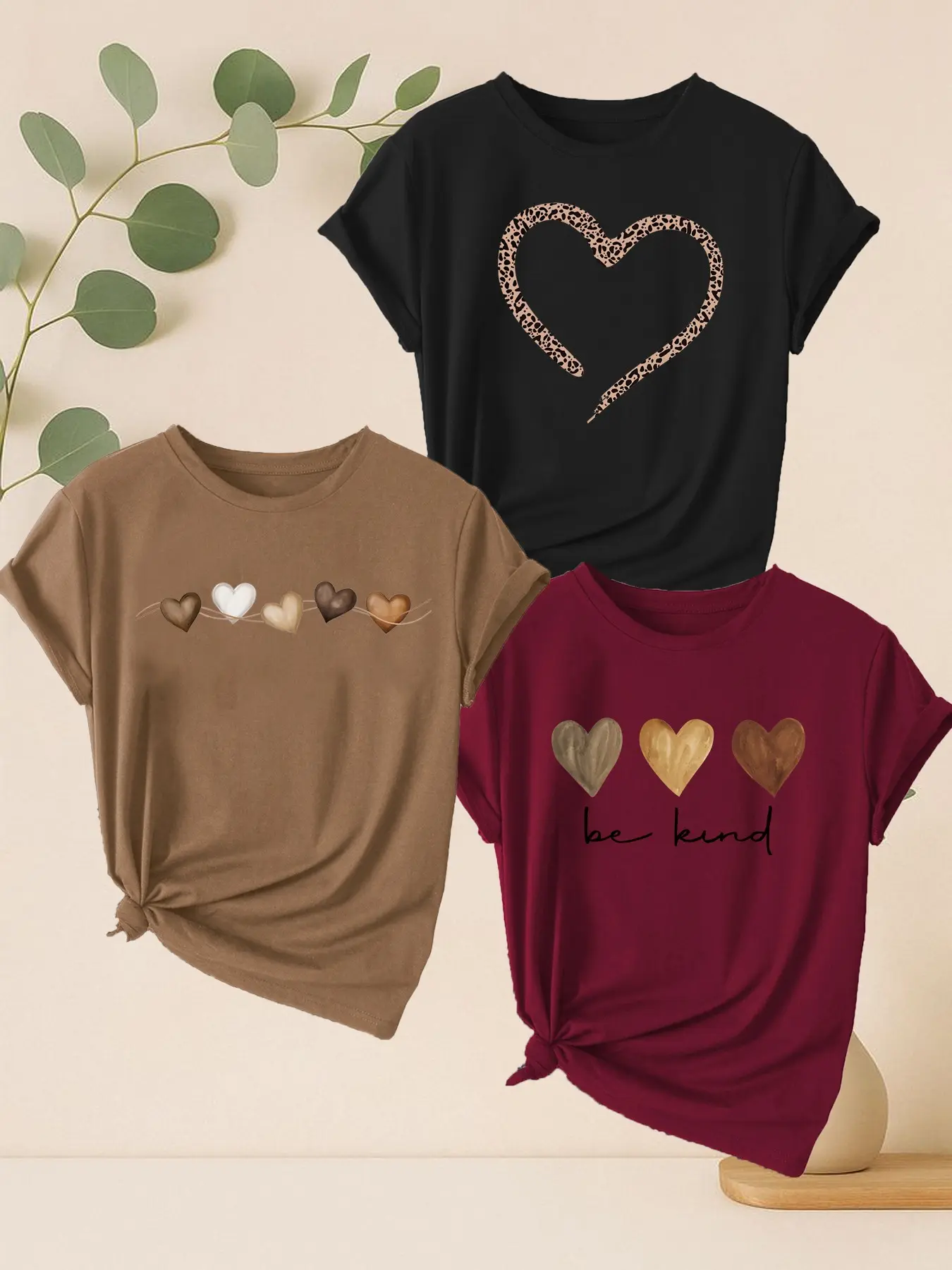 3-Pack Women's Round Neck Short Sleeve T-Shirts, Tops, Heart Patterns, Casual Fashion, Soft Fabric, All Seasons