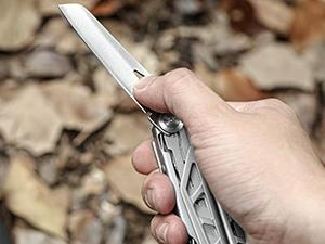 Multitool, 17-in-1 Stainless Steel Multi Tool Pliers with Self-Locking, Pocket Knife, Nylon Sheath, Professional (EDC) Multi-Tool for Survival, Camping, Hunting, Hiking, Gifts for Men