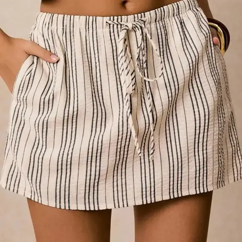 Women's Striped Drawstring Waist Short Pants with Pockets, Drawstring Shorts, Loose Fit Casual Wide Leg Trousers, Drawstrings Shorts, Comfortable and Stylish Fashion Apparel