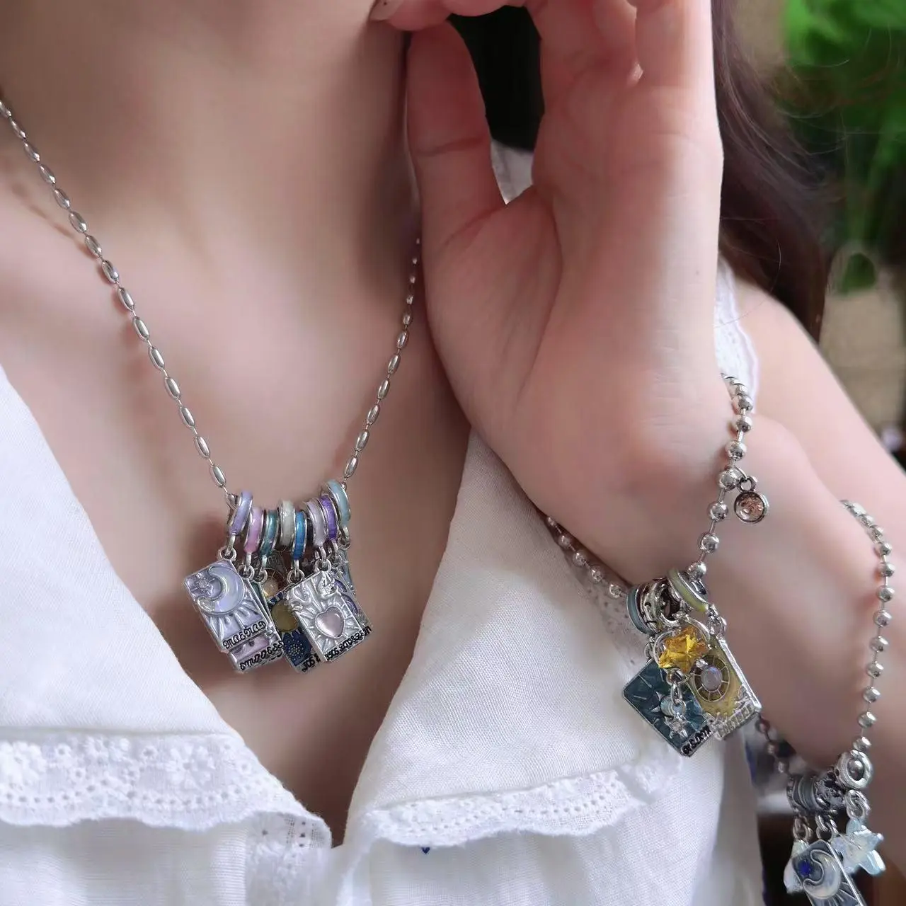 Vintage Tarot Card Statement Necklace, Celestial Sun Moon Stars Pendant, Unisex Mystical Bohemian Jewelry with Adjustable Chain for Festivals, Vintage Bohemian Jewelry, Sun Pendant Jewelry Sets